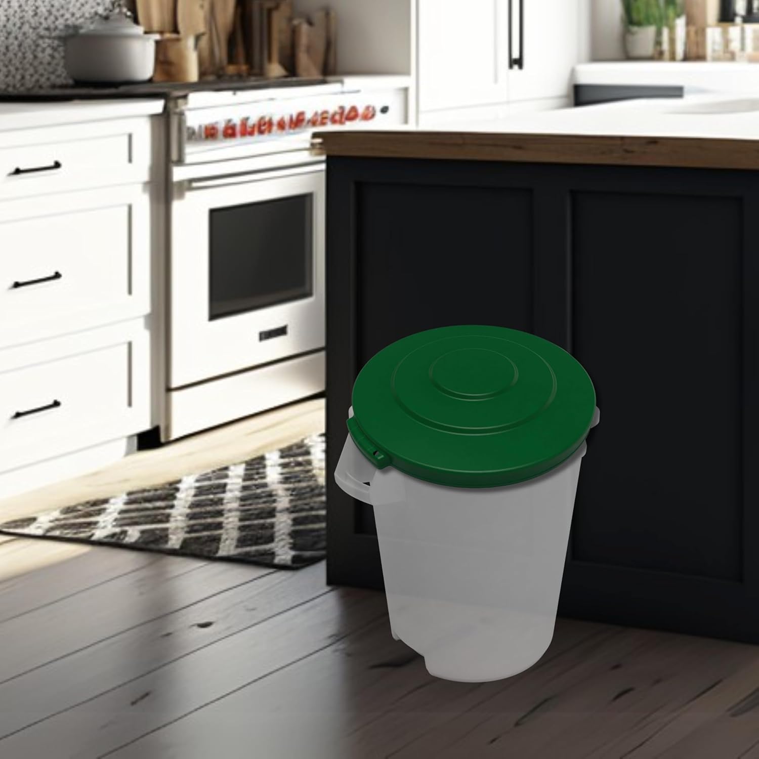 SPARTA Bronco Waste Container Trash Can Lid, Round Trash Bin for Disposal, 10 Gallons, Green