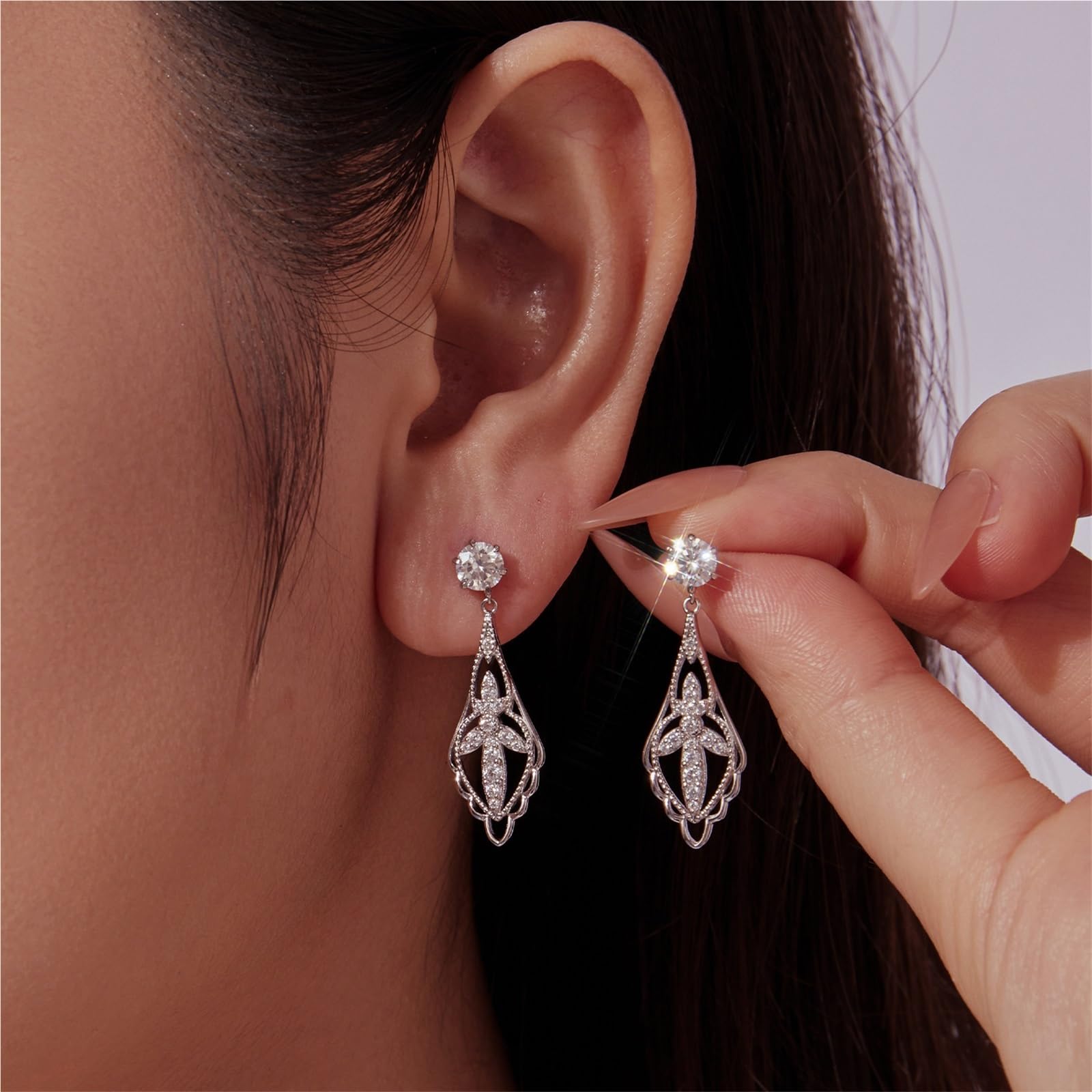 S925 srebro 0,5 ct Moissanite Vintage kwiatowe ślubne kolczyki dla kobiet - francuskie kolczyki w stylu retro dla wrażliwych uszu, codzienne biuro dla nowożeńców