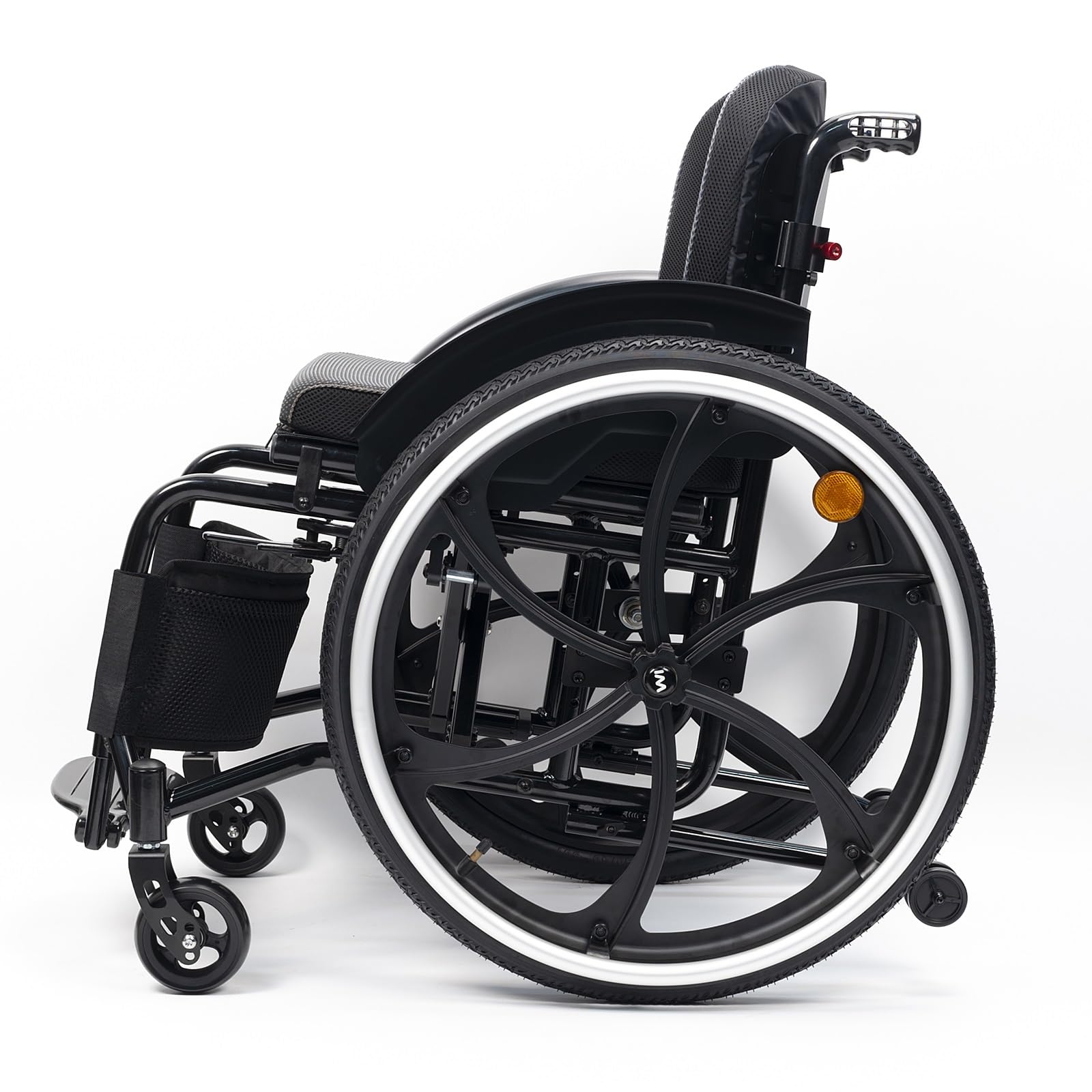 Silla de ruedas deportiva todoterreno for adultos, plegable, for interior y exterior, autopropulsada, de aluminio, manual y plegable, con sistema antivuelco.(38cm/15in)