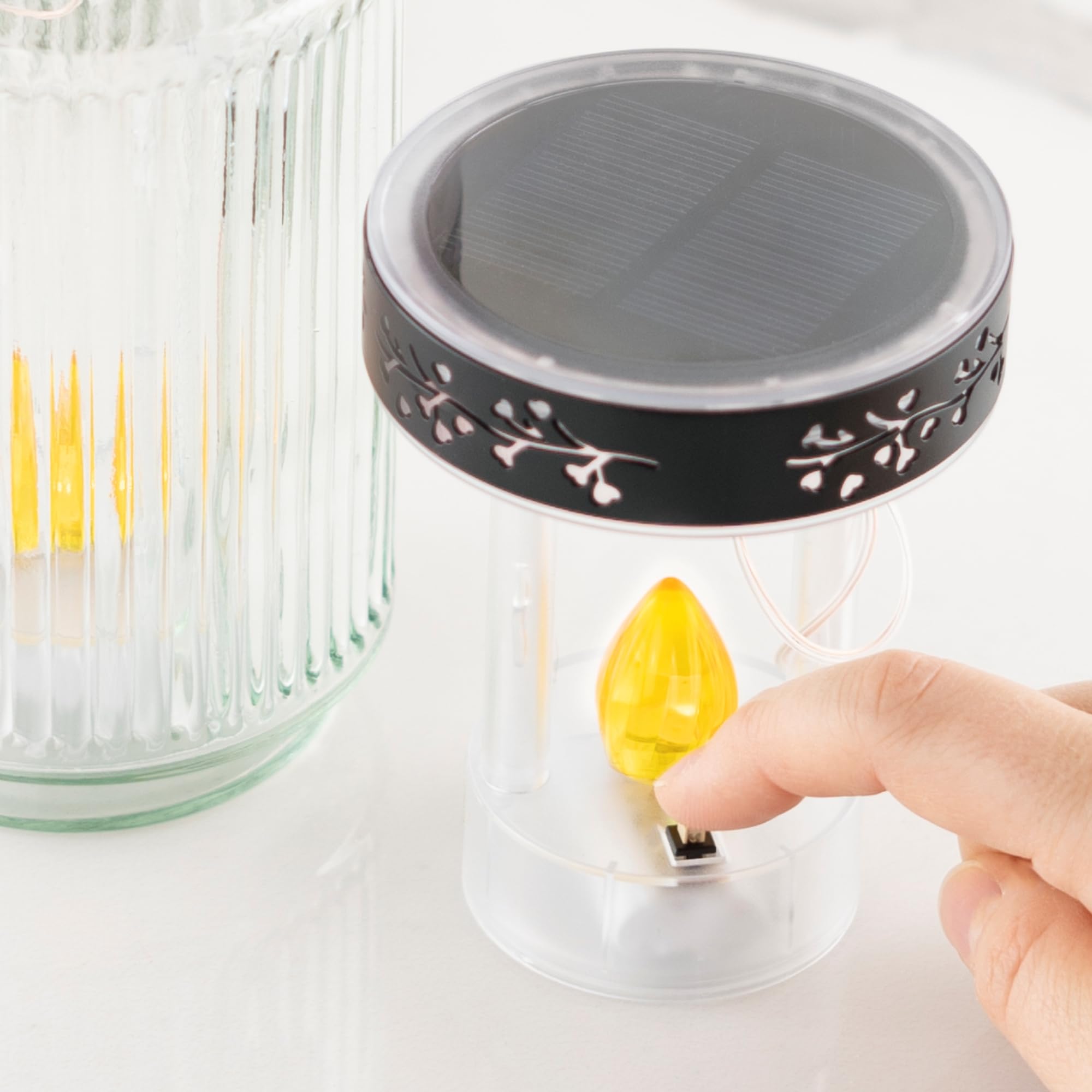 Hofer Candele, luce solare a LED, in vetro, trasparente, durata di 3 anni, resistente alle intemperie, impermeabile, per esterni, candela a LED per cimitero, lanterna per tomba con batteria