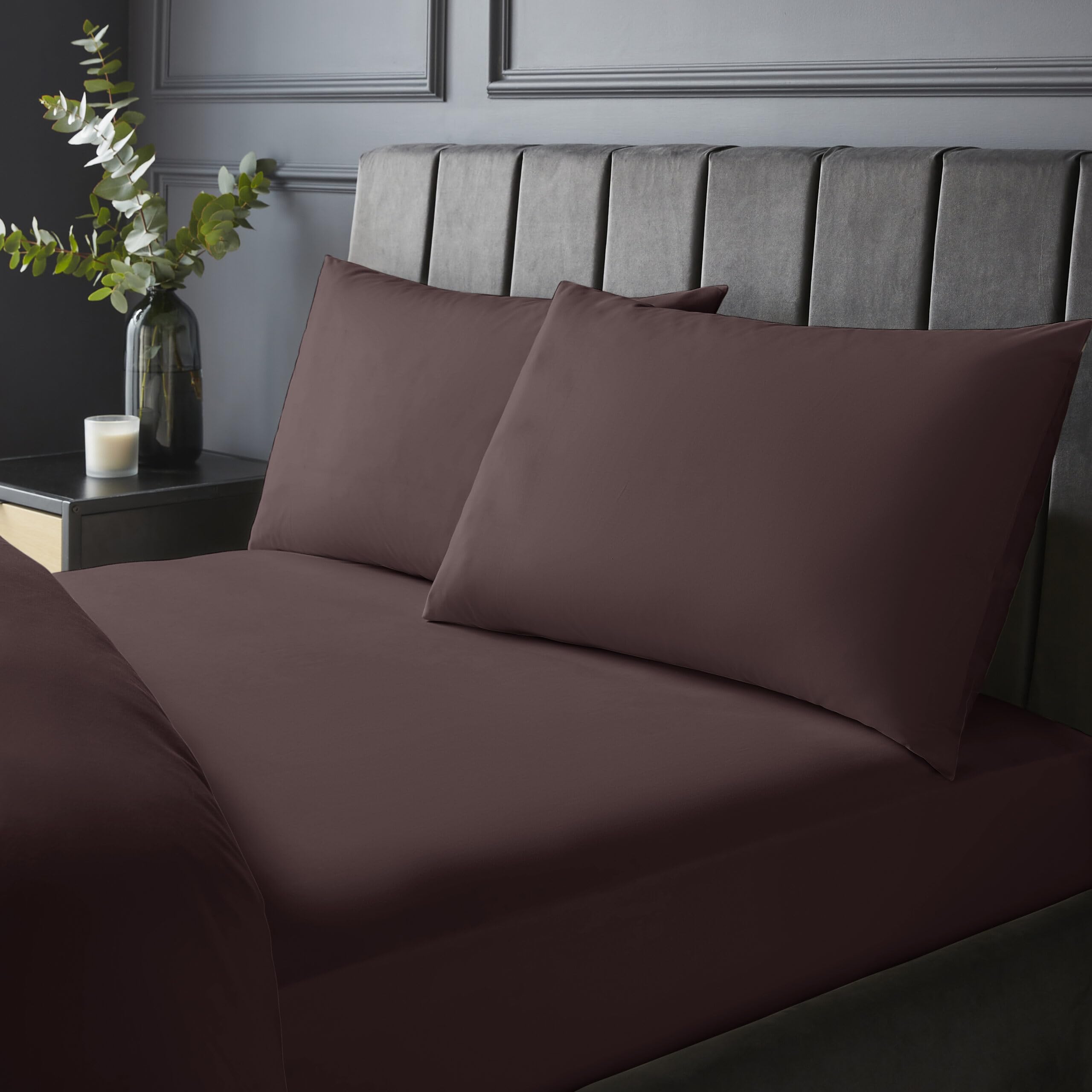 Silentnight Pure Cotton Fitted Sheet - Cool Soft Touch 200 Thread Count - Extra Deep 40cm Bed Mattress Sheet - Breathable 100% Cotton - Elasticated Corners, Machine Washable, Deep Purple Plum, Single