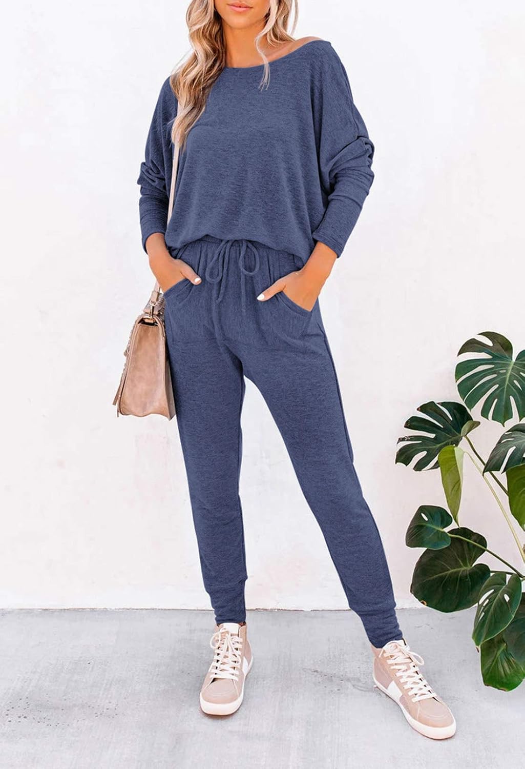 Fixmatti Women's Two Piece Active Sweatsuit Off Shoulder Tops With Sweatpants Sweat Suit Set Blue S