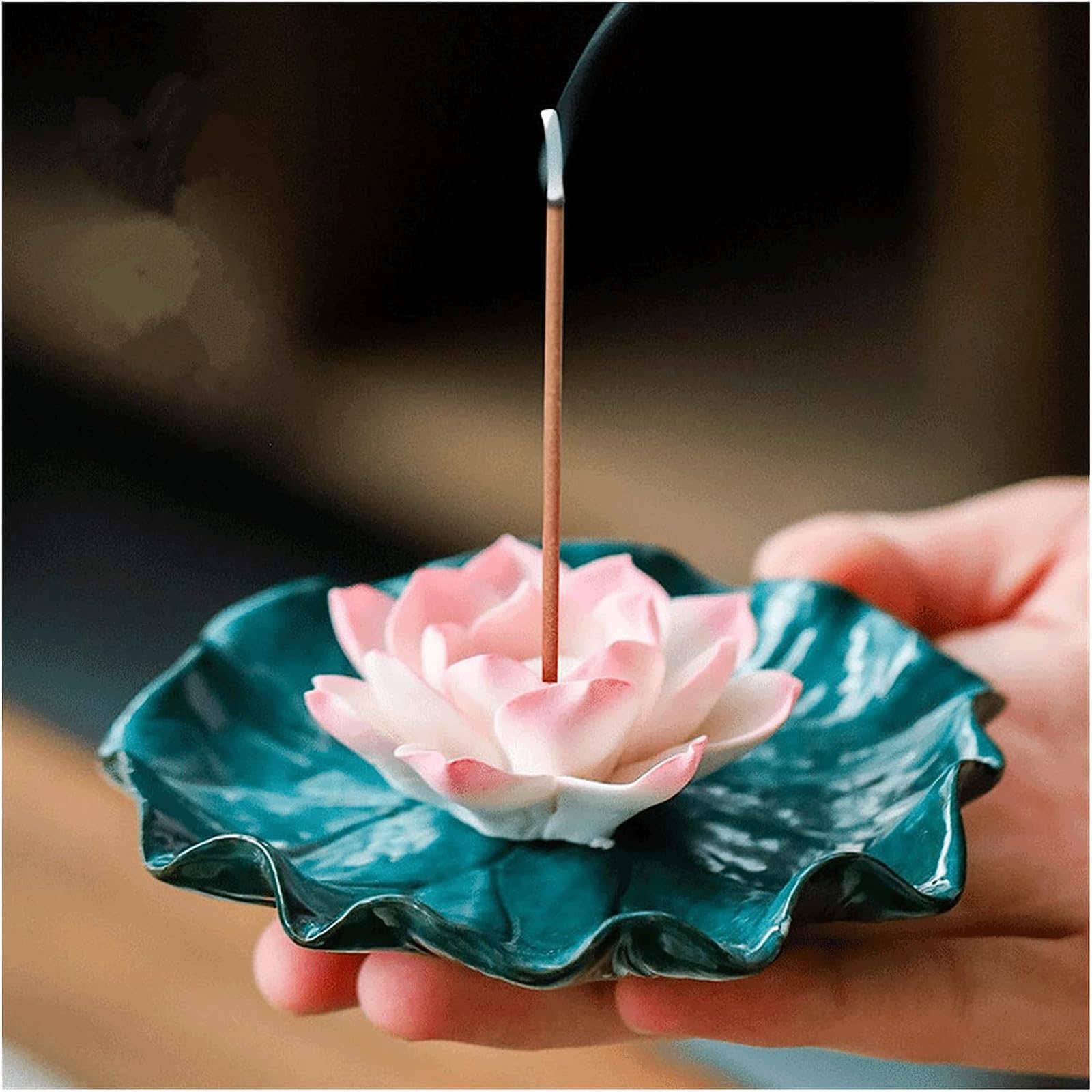 Juego De Incienso Gardenia Con Soporte De Cerámica Floral Hawaiana – Un Regalo Pequeño Con Aroma A Paraíso