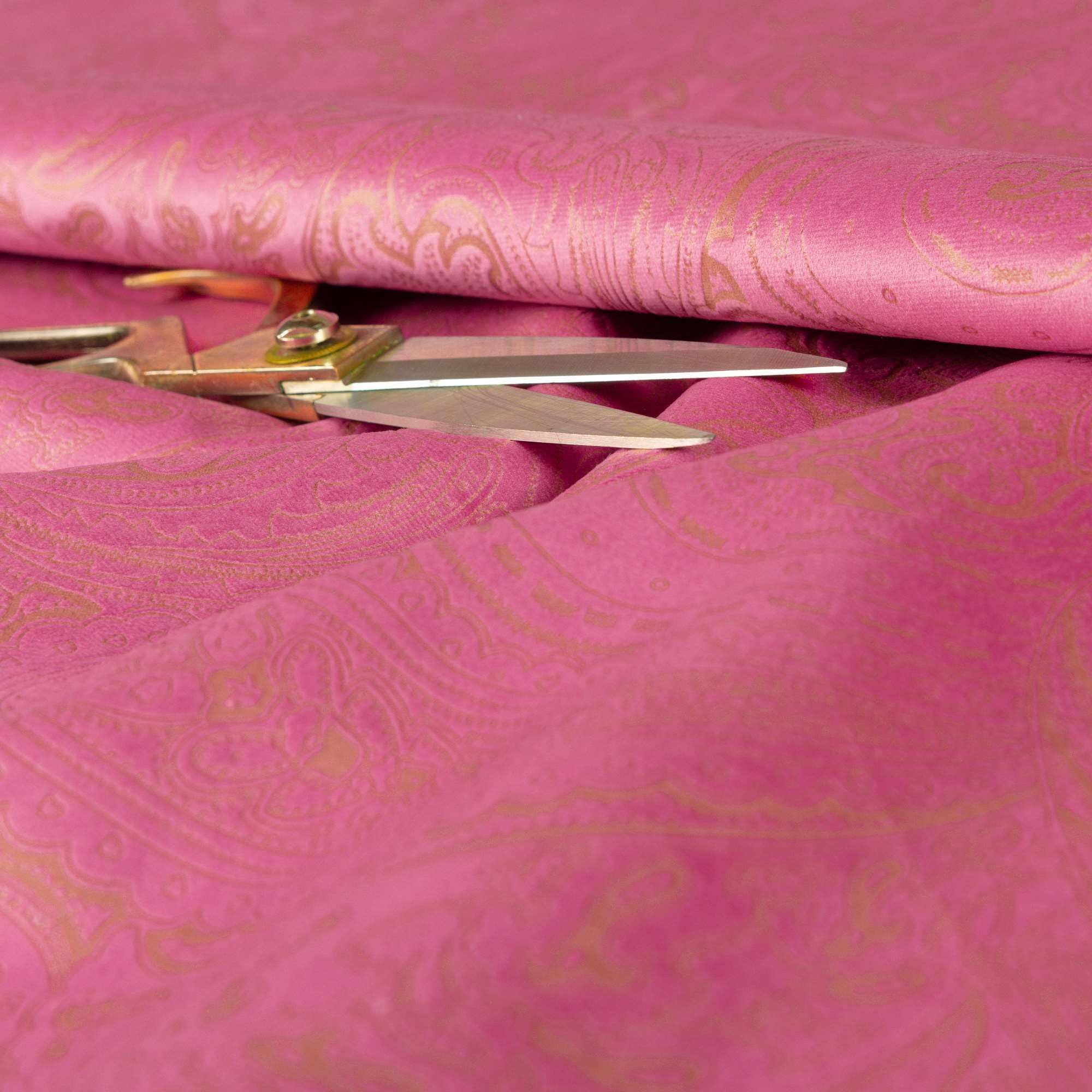 Redbrick Mill Fabrics Flame Retardant Laser Cut Damask Paisley Soft Velveteen Velvet Upholstery Fabric by The Metre, 135cm, Lipstick Pink (Per Metre)