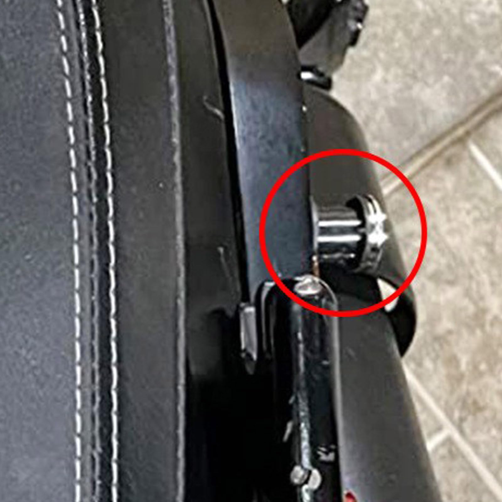 Precisions Fit Sissys Rod Docking Hardware Kit de montage en métal pour porte-bagages de moto XL883 à dégagement rapide