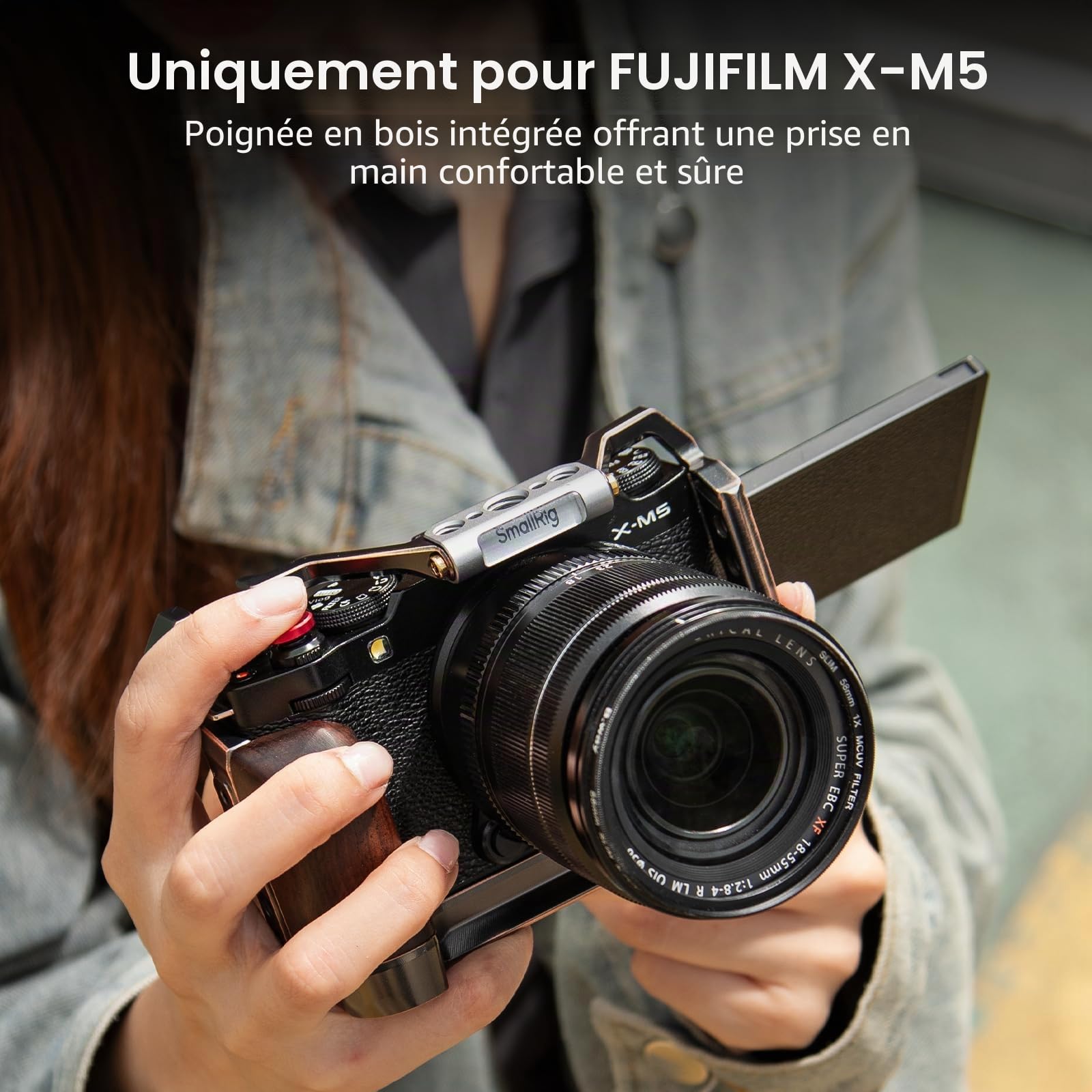 SMALLRIG Cage « Retro » pour FUJIFILM X-M5, avec Poignée en Bois Intégrée et Plaque de Fixation Rapide pour Arca, avec Pare-Brise/Cache-Accessoire/Bouton de Déclenchement de l'obturateur - 4892