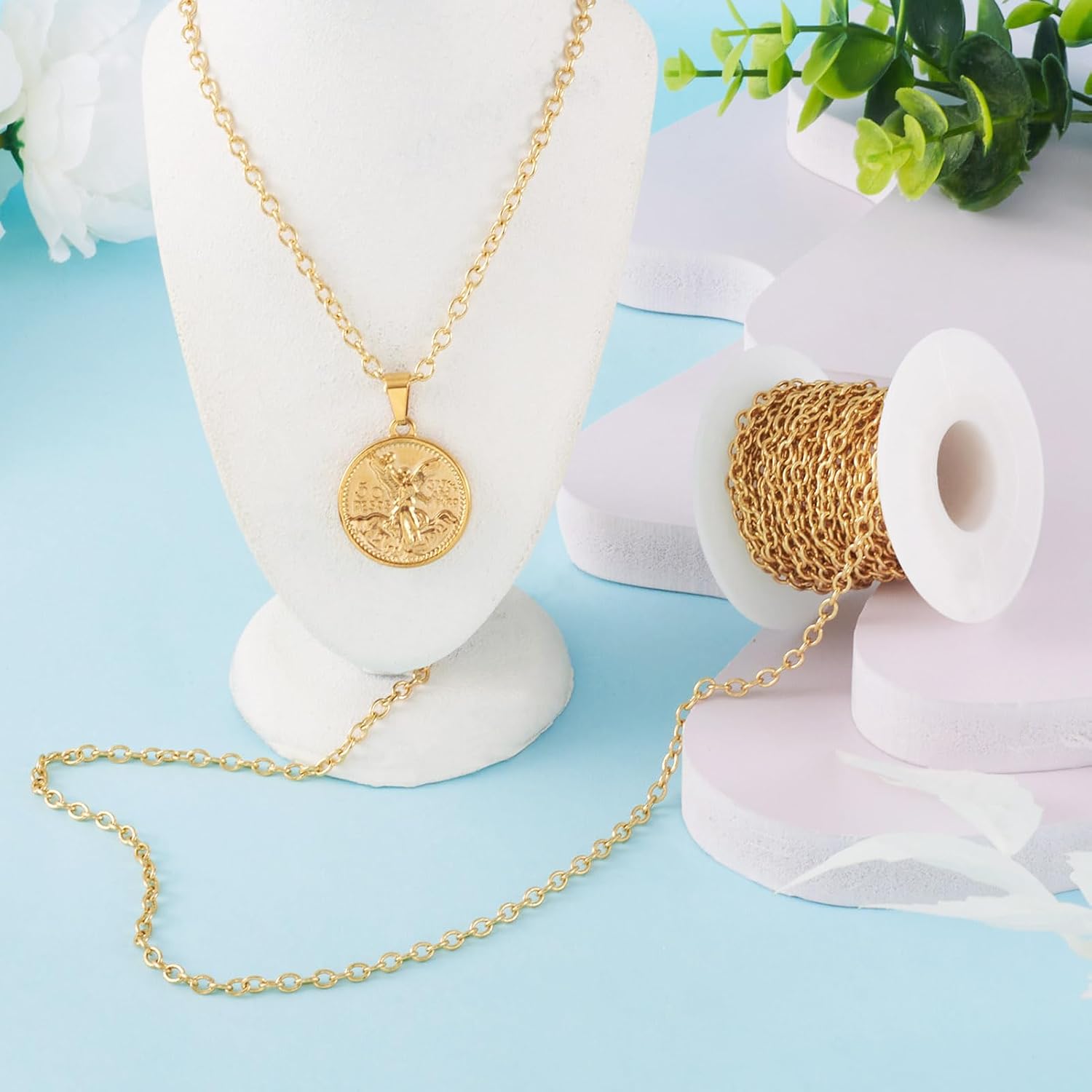 Pandahall 16.4 Feet Brass Cable Chains 5x3.5x0.7mm Soldered Flat Oval Links Chain 18K Gold Plated with Spool for DIY Jewelry Making