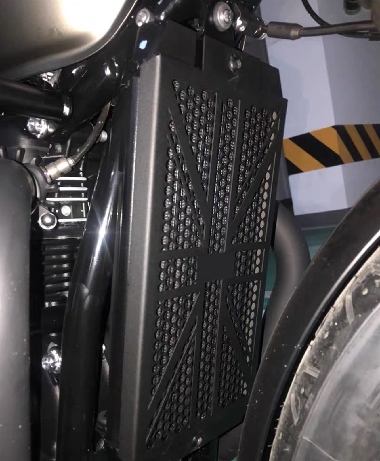 Griglia Di Protezione Radiatore In Metallo Per Triumph Scrambler, Street Twin, Speed Twin 900/1200, Bonneville T100/T120, Thruxton RS (2017-2025)
