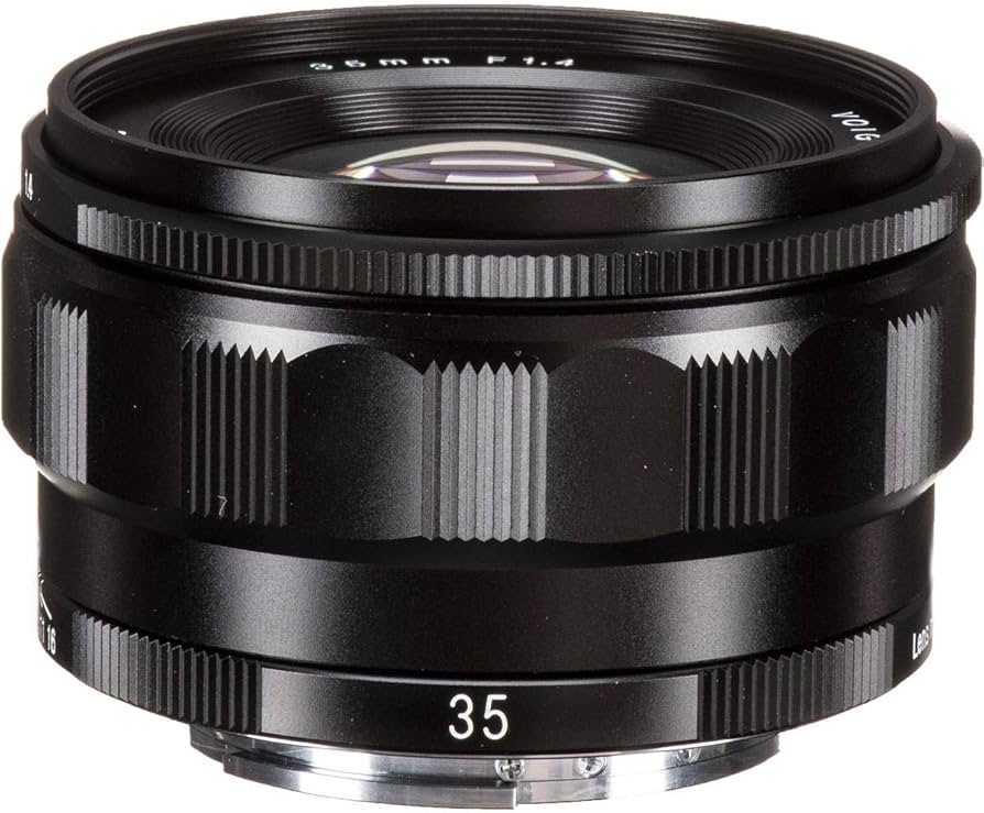 【ほぼ新品】NOKTON classic 35mm F1.4 E-mount Voigtlander Nokton Classic 35mm f/1.4 Lens for Sony E-Mount