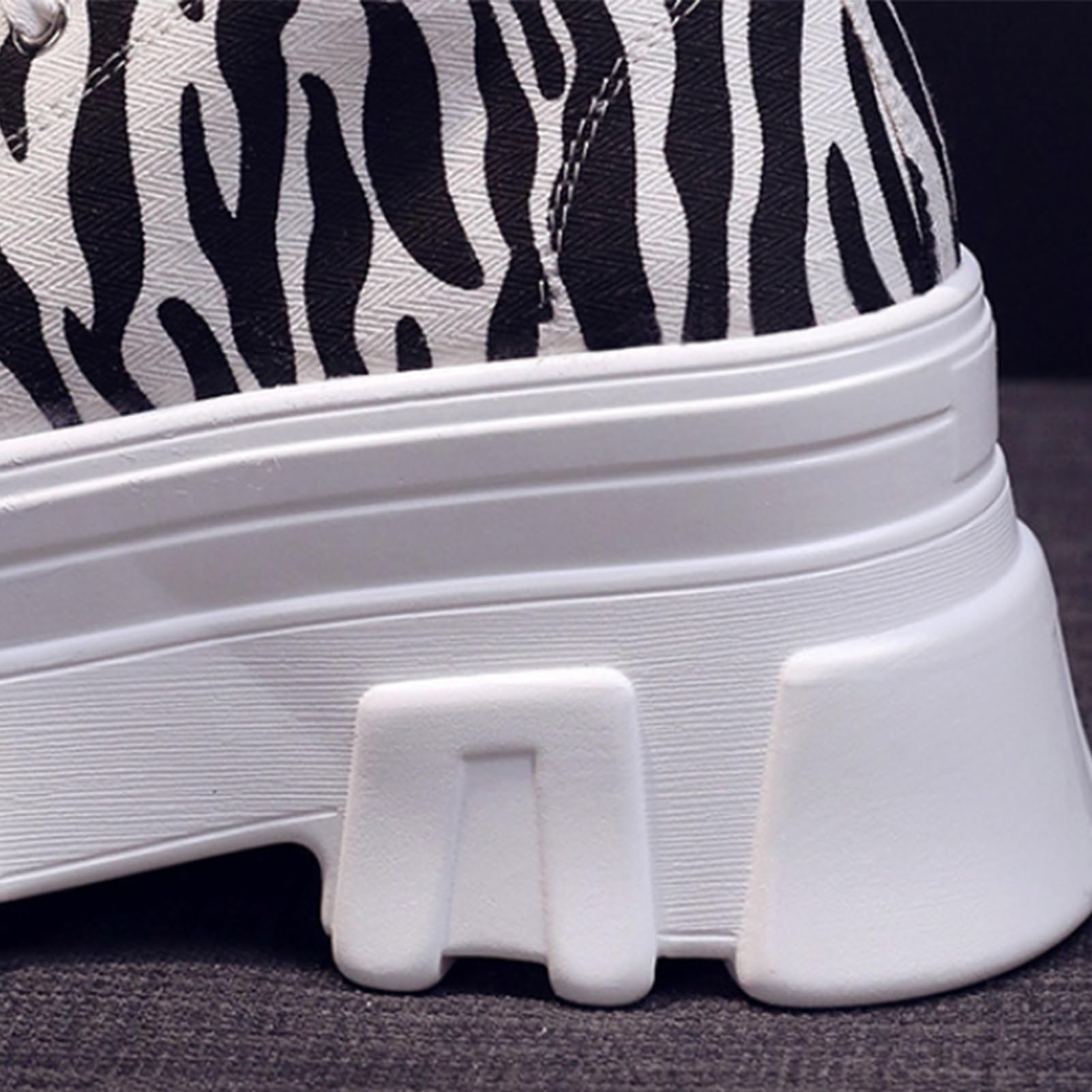 Damskie sznurowane grube trampki Modne codzienne buty z zaokrąglonymi noskami i platformą zwiększającą wysokość odkrytych butów do tenisówek (kolor: czarny, rozmiar: 34)