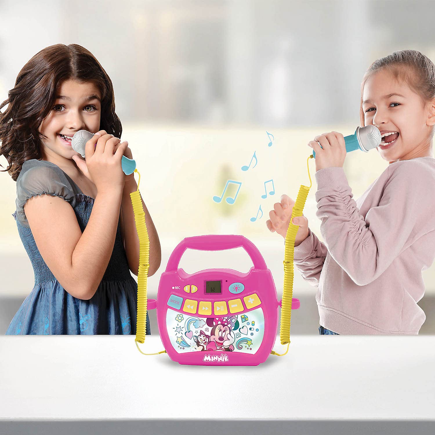 LEXIBOOK, Minnie Reproductor Karaoke, MP320MNZ | Bluetooth, 2 micrófonos, cambiador de voz, función grabación, recargable
