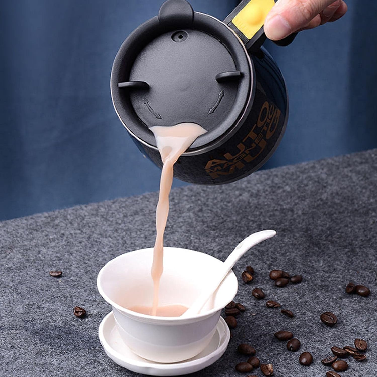 Self Stirring Coffee Mug self stirring coffee mug with lid，Automatic Self Stirring Magnetic Mug Creative 304 Stainless Steel Coffee Milk Mixing Cup Blender Smart Mixer Thermal Cup RechargeableBlack