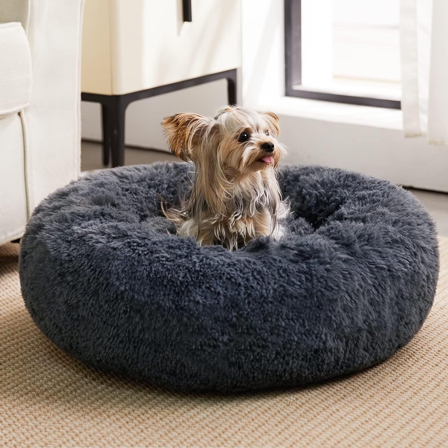 WNPETHOME Calming Dog Bed Cat Bed Donut, Faux Fur Pet Bed Self-Warming Donut Cuddler, Comfortable Round Plush Dog Beds (30 x 30 x 10 Inch, Light Pink)