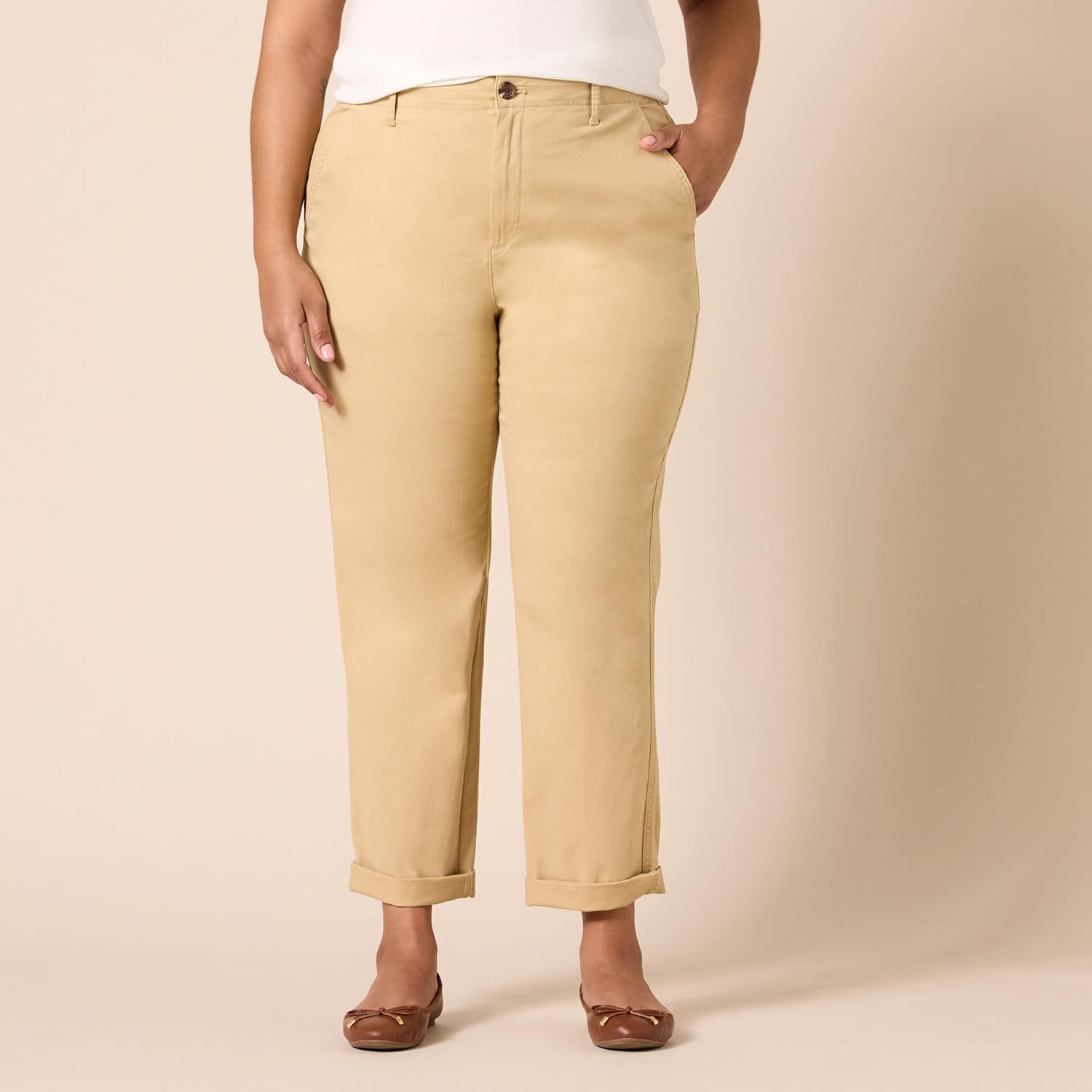 Amazon Essentials Women's High-Rise Regular-Fit Ankle-Length Tapered-Leg Khaki Pant - Image 6