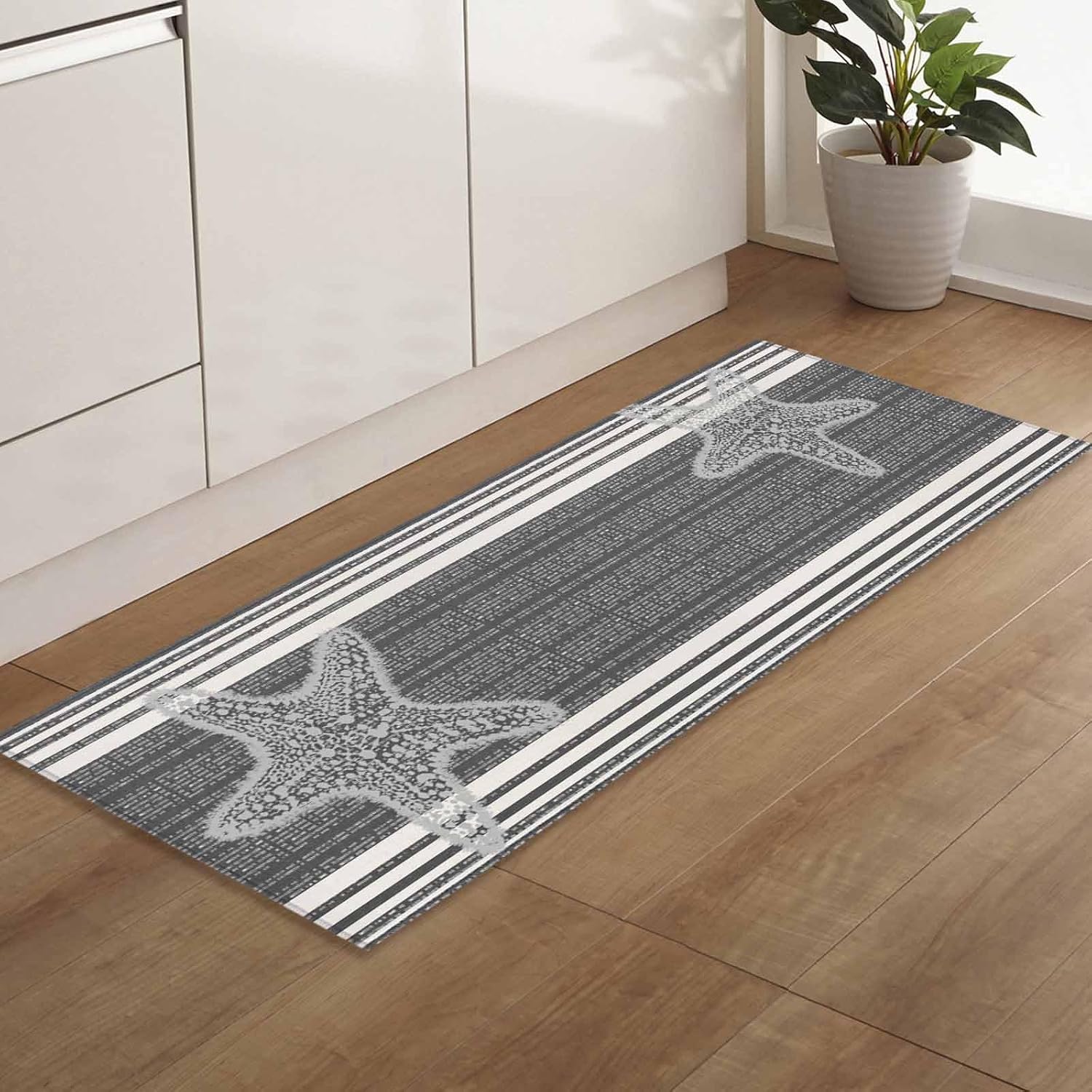 Teamery Kitchen Mats for Floor Gray Starfish Summer Nautical Washable Non Slip Kitchen Rugs 1PCS, Modern Abstract Stripes Absorbent Standing Mats for Sink Bathroom Office Living Room 15.7x47.2in