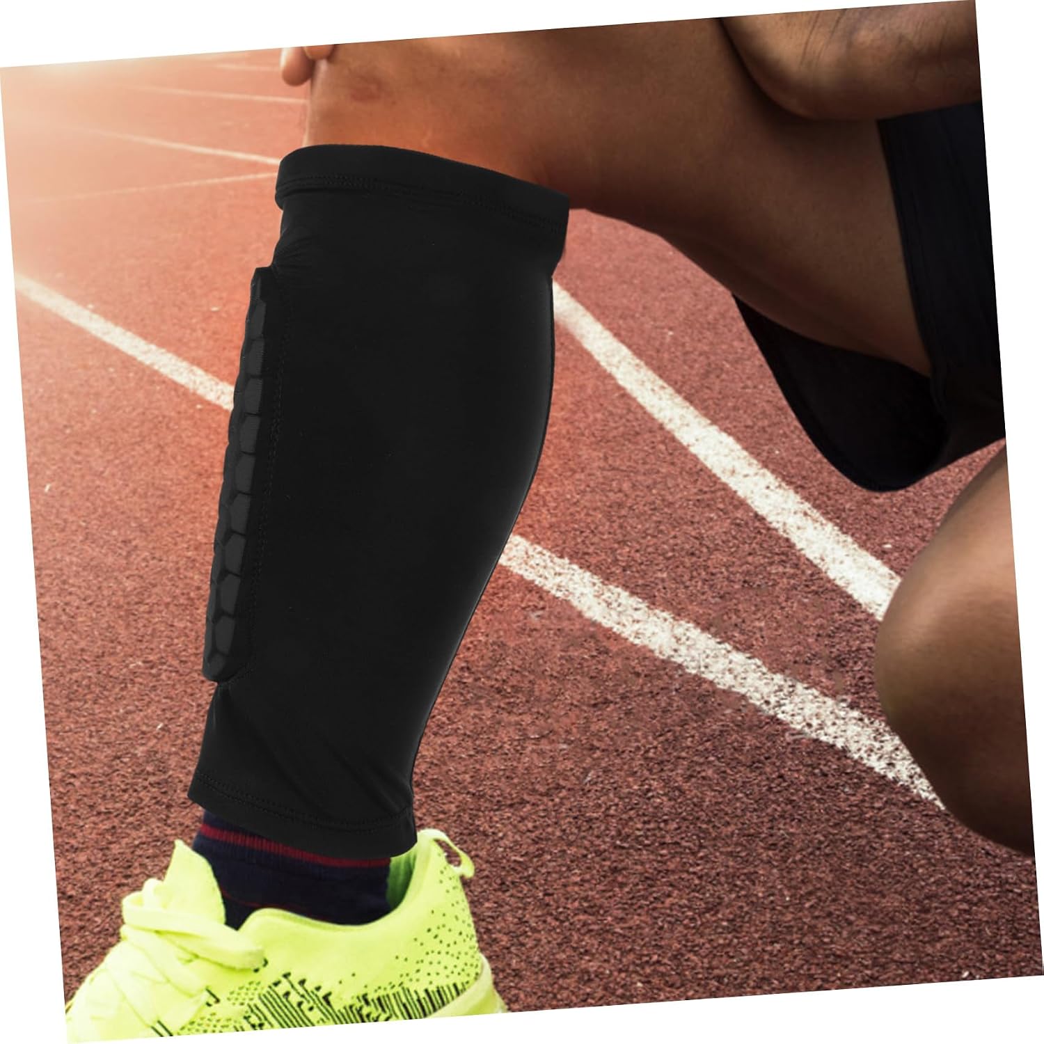2pcs Soccer Shin Guard Sleeves Honeycomb Eva Padding Breathable Stretch Calf Compression Socks for Men Adults Outdoor Sports