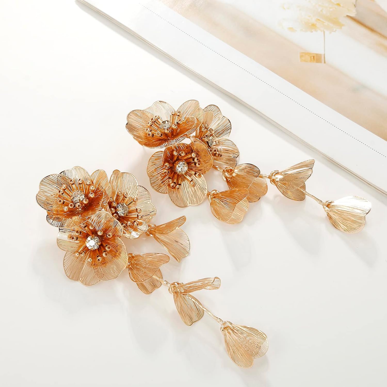 LUREME Big Golden Layered Floral Statement Necklace,Flower Dangle Earrings Boho Layered Floral Petal Drop Earrings for Women(st000802)