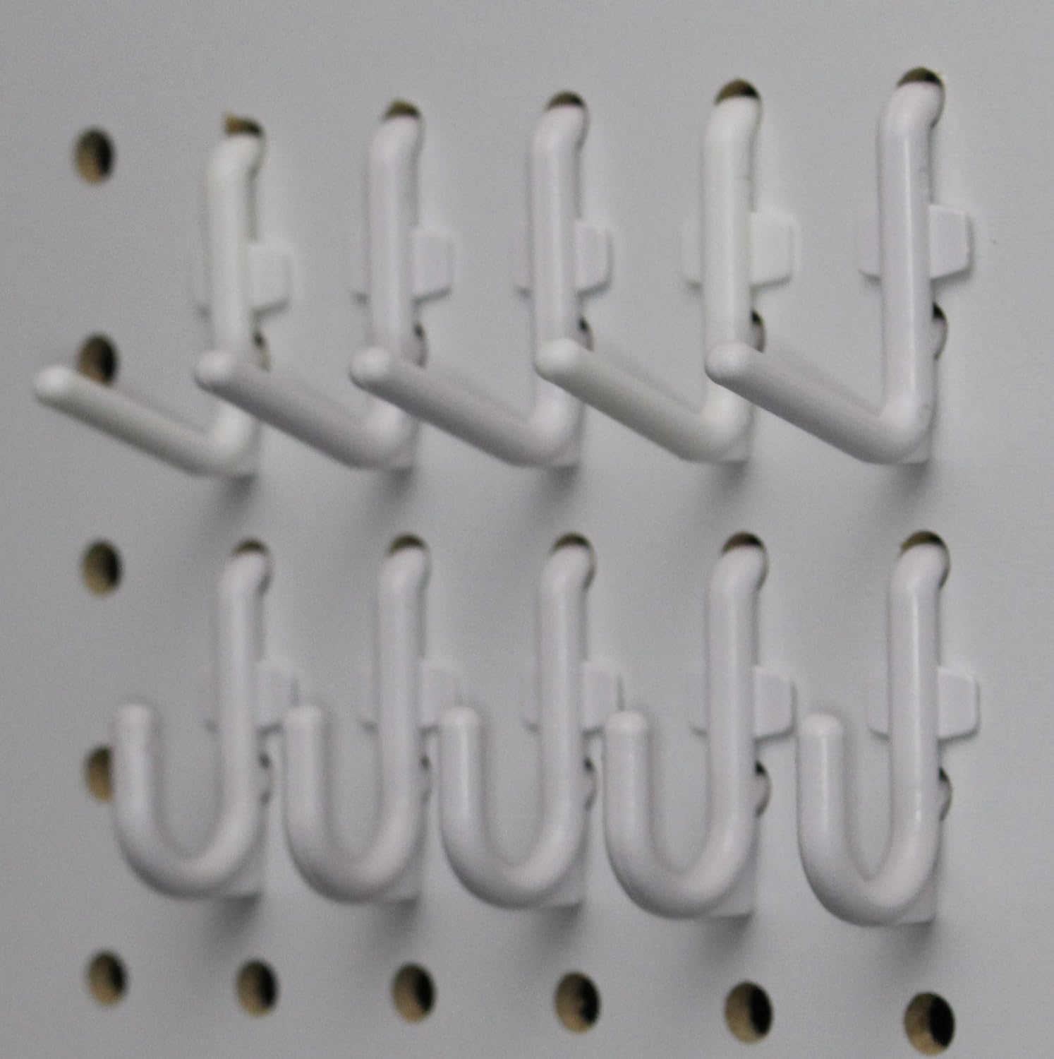 JSP Manufacturing Plastic Locking J Hook & L Hook Pegboard Kit | Garage Tool Craft Jewelry Storage Pegboard Organizer (250, White)