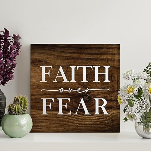 Madcolitote Vintage Bible Verse Wooden Pallet Sign Faith over Fear Wood Signs 8x8in Scripture Art Farmhouse Wall Decor Wall Art Hanger Home Decor