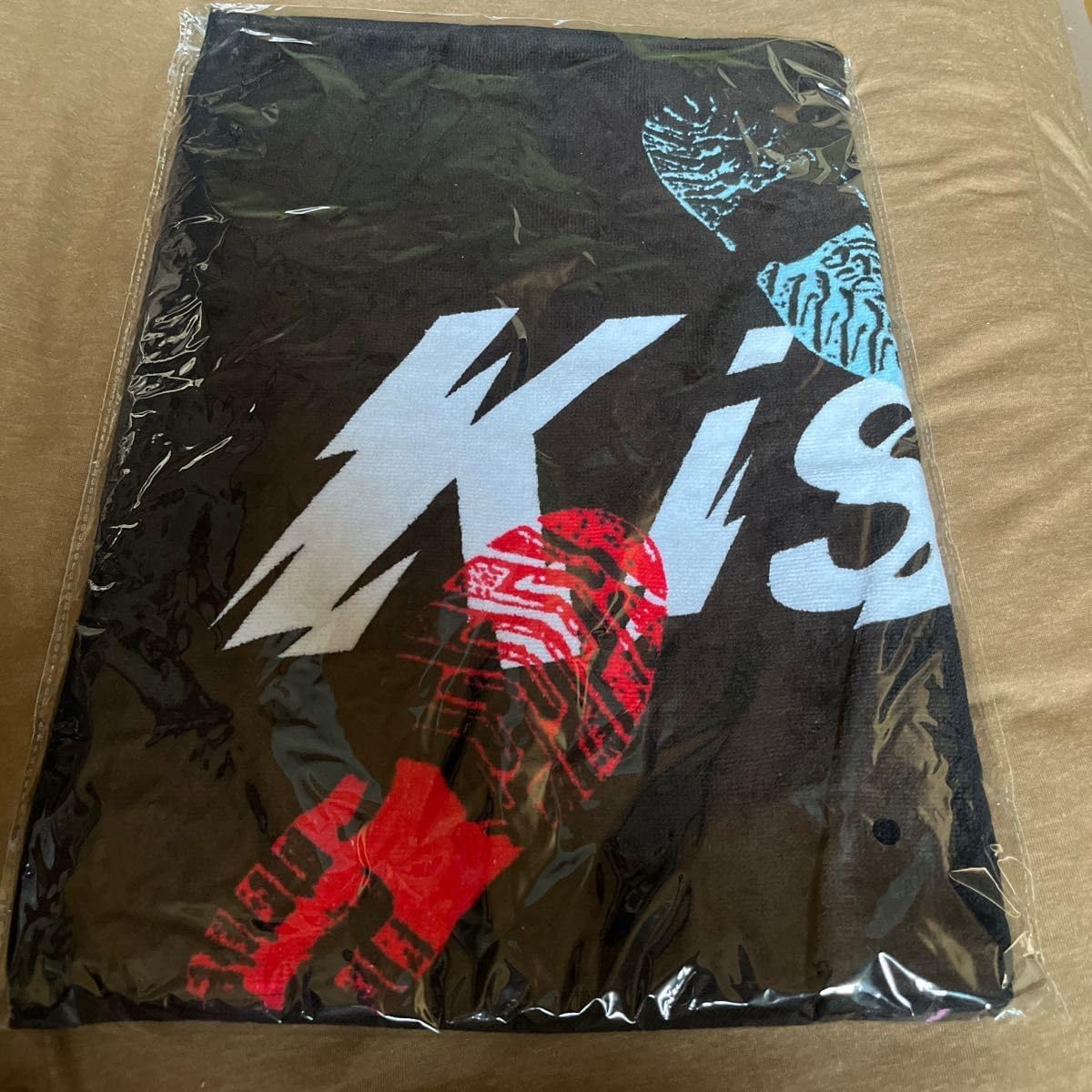Kis-My-Ft2 MAGFACT タオル　Tシャツ キスマイ タオル Kis-My-Ft2 MAGFACT タオル Tシャツ Kis-My-Ft2