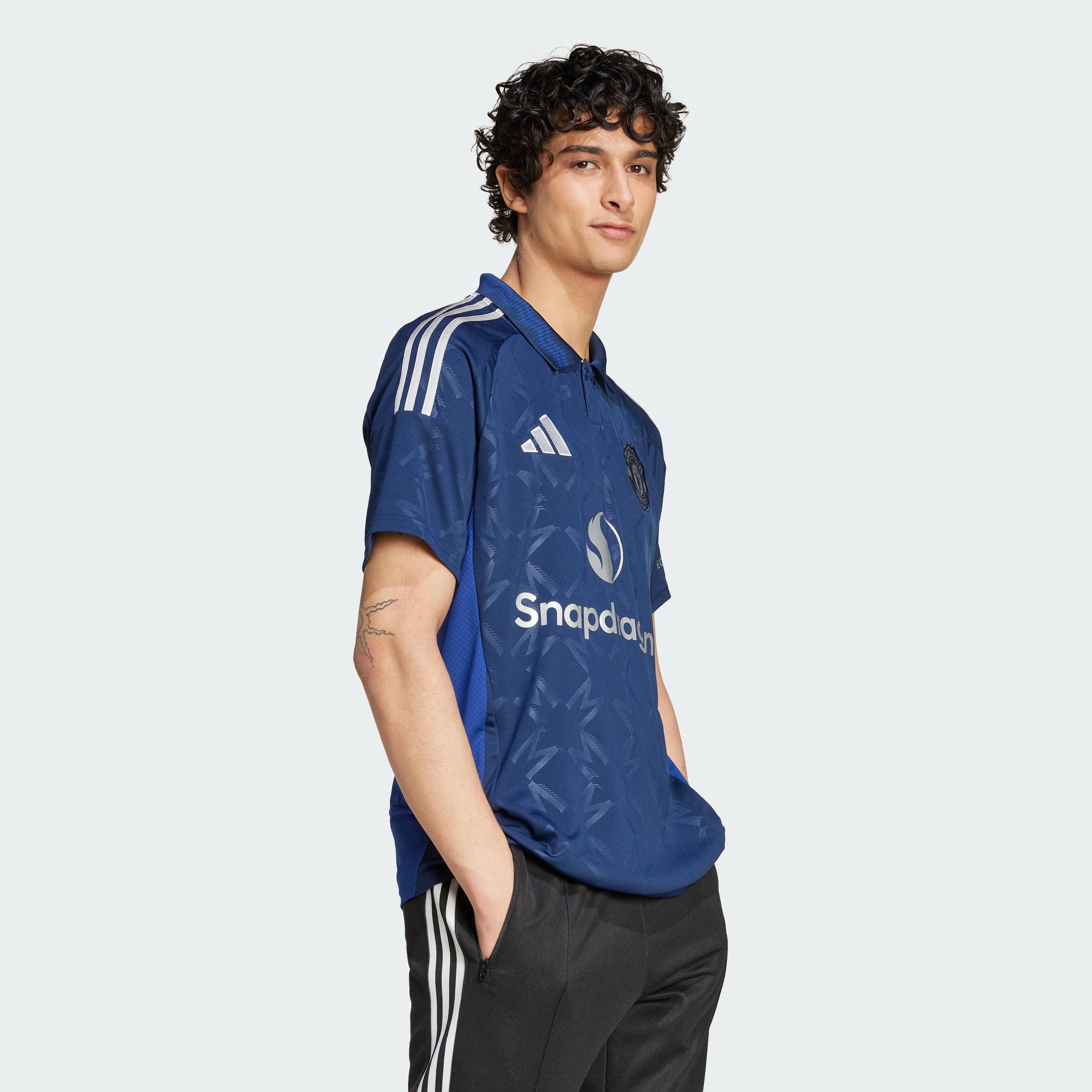 Amazon | アディダス（adidas） マンチェスター・ユナイテッド 24/25