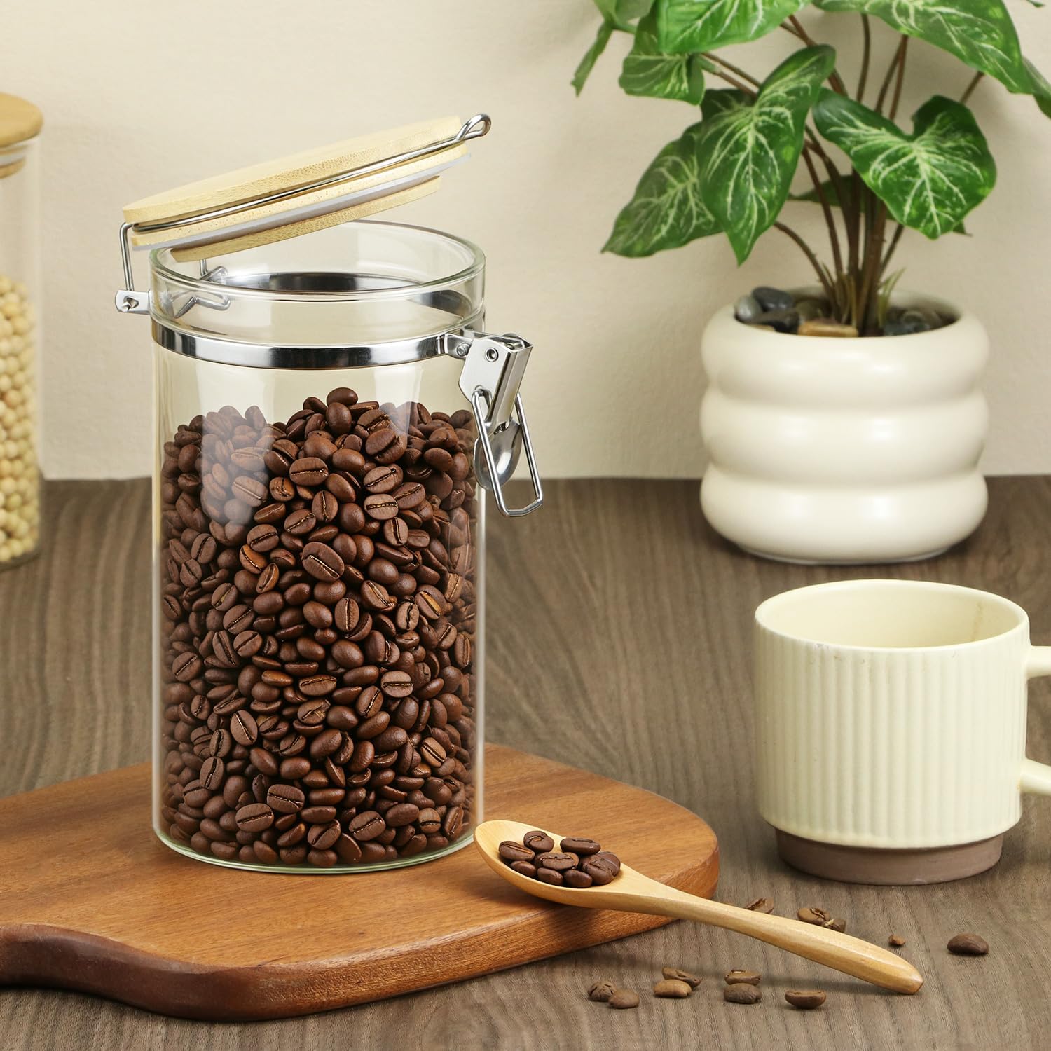 QWORK Clear Borosilicate Glass Storage Jar with Airtight Bamboo Lid & Locking Clamp, 40oz / 1200ml Kitchen Canister for Coffee Beans, Loose Tea, Sugar, Flour, Nuts, Thickened Sealed Container