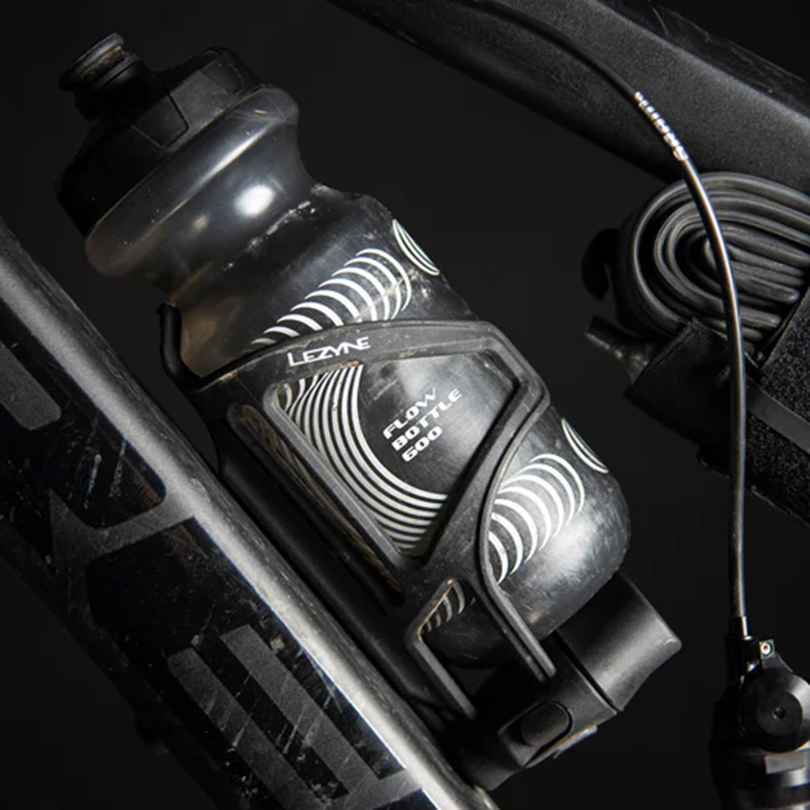 Lezyne TUBELESS Flow Storage Loaded-W/O CO2 CARTRIDGES BIDONES Y PORTABIDONES, Adultos Unisex, Negro, ESTANDAR