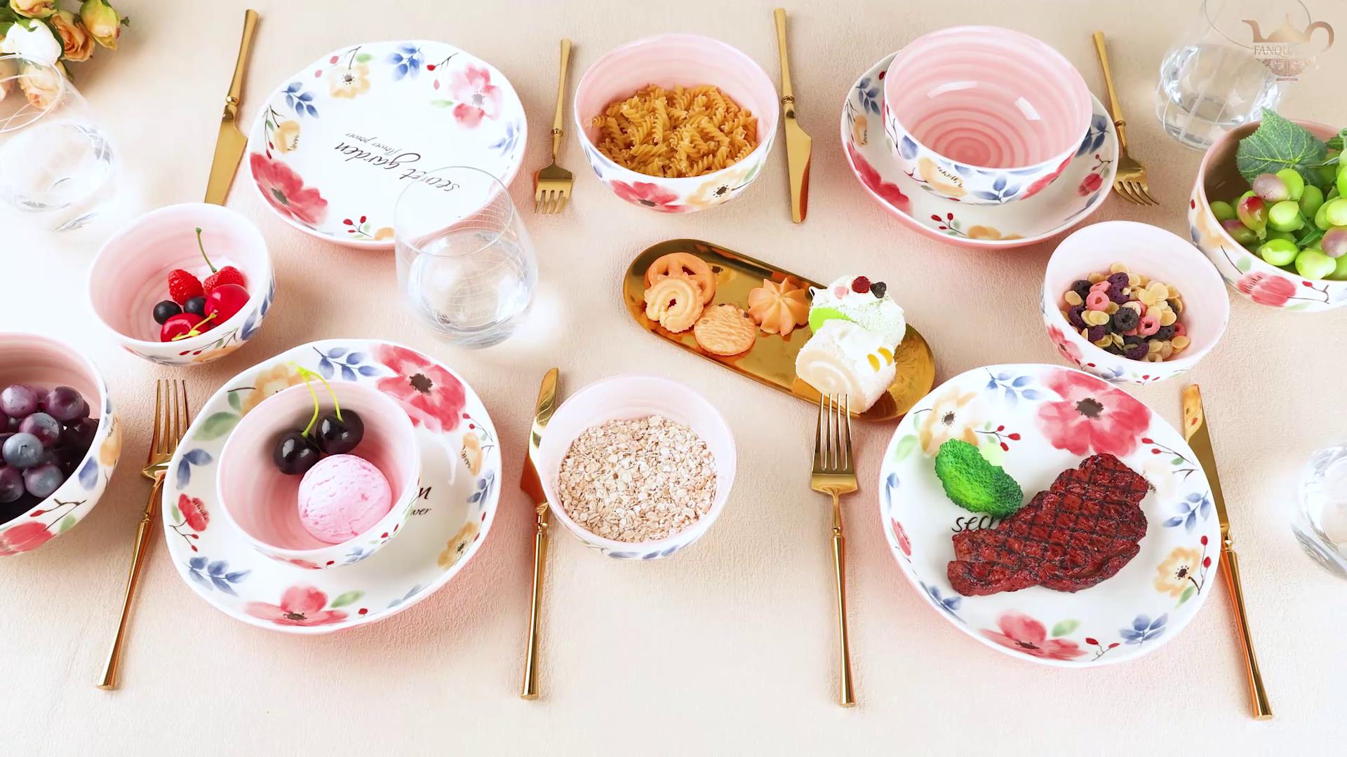 Set Assiette Fanquare 20cm Assiettes à Dessert En Porcelaine, Set De 4 Bols à Pâtes Avec Motif De Fleurs Bleues, Assiettes à Salade En Porcelaine Pour La Soupe, Assiettes Pour Le Four