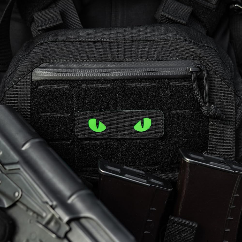 M-Tac Naszywka Cat Eyes Laser Cut, czarny/zielony