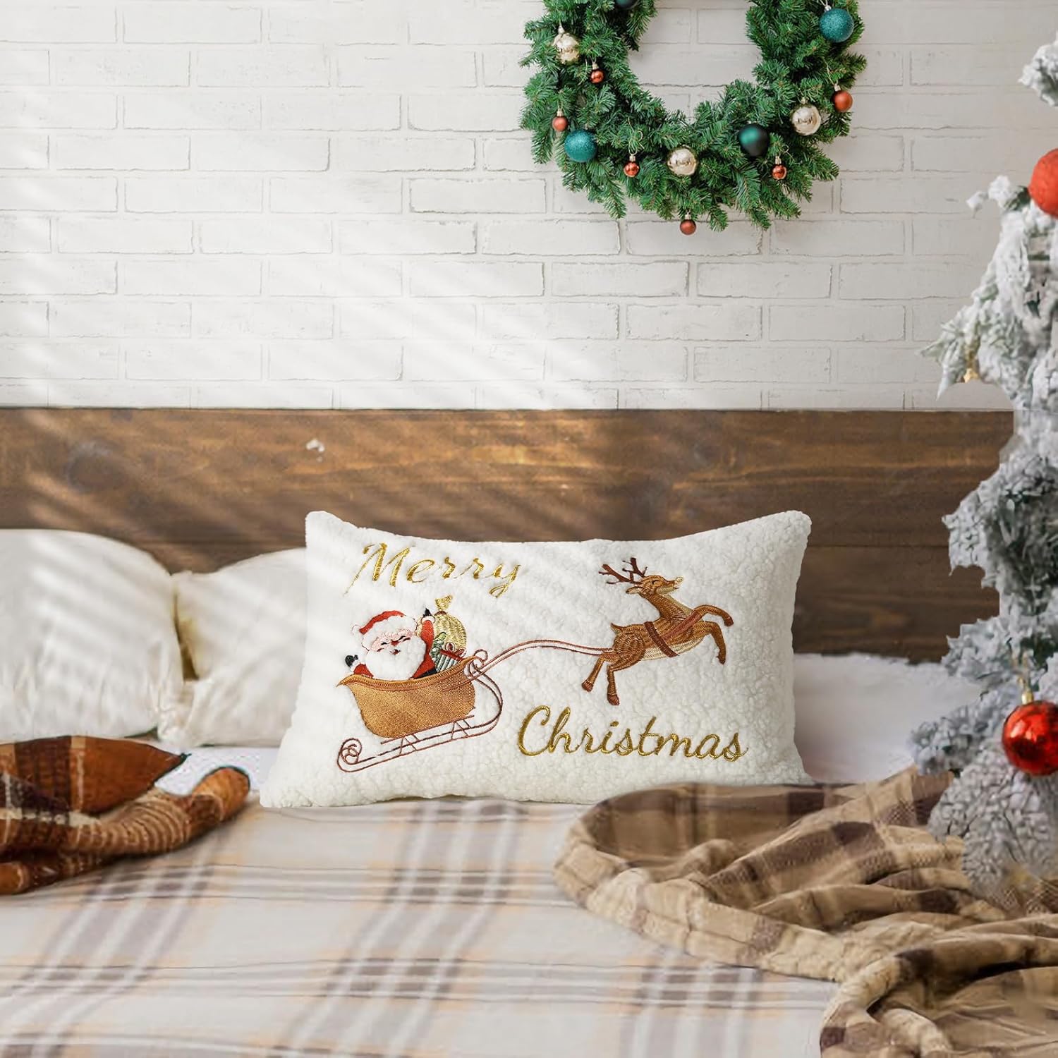 Lewondr Christmas Throw Pillow Cover, 1 PCS 12 x 20 Inch Cute Santa Claus Reindeer Sleigh Embroidery Throw Pillow Case Luxury Soft Pellet Velvet Lumbar Pillow Cover for Bed Home Decor Living Room