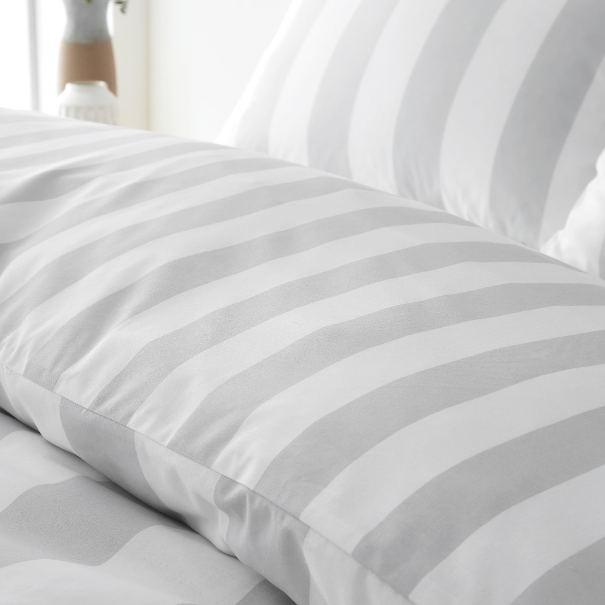 Catherine Lansfield Cove Stripe Reversible Double Duvet Cover Set including Pillowcases Silver Grey - Image 4