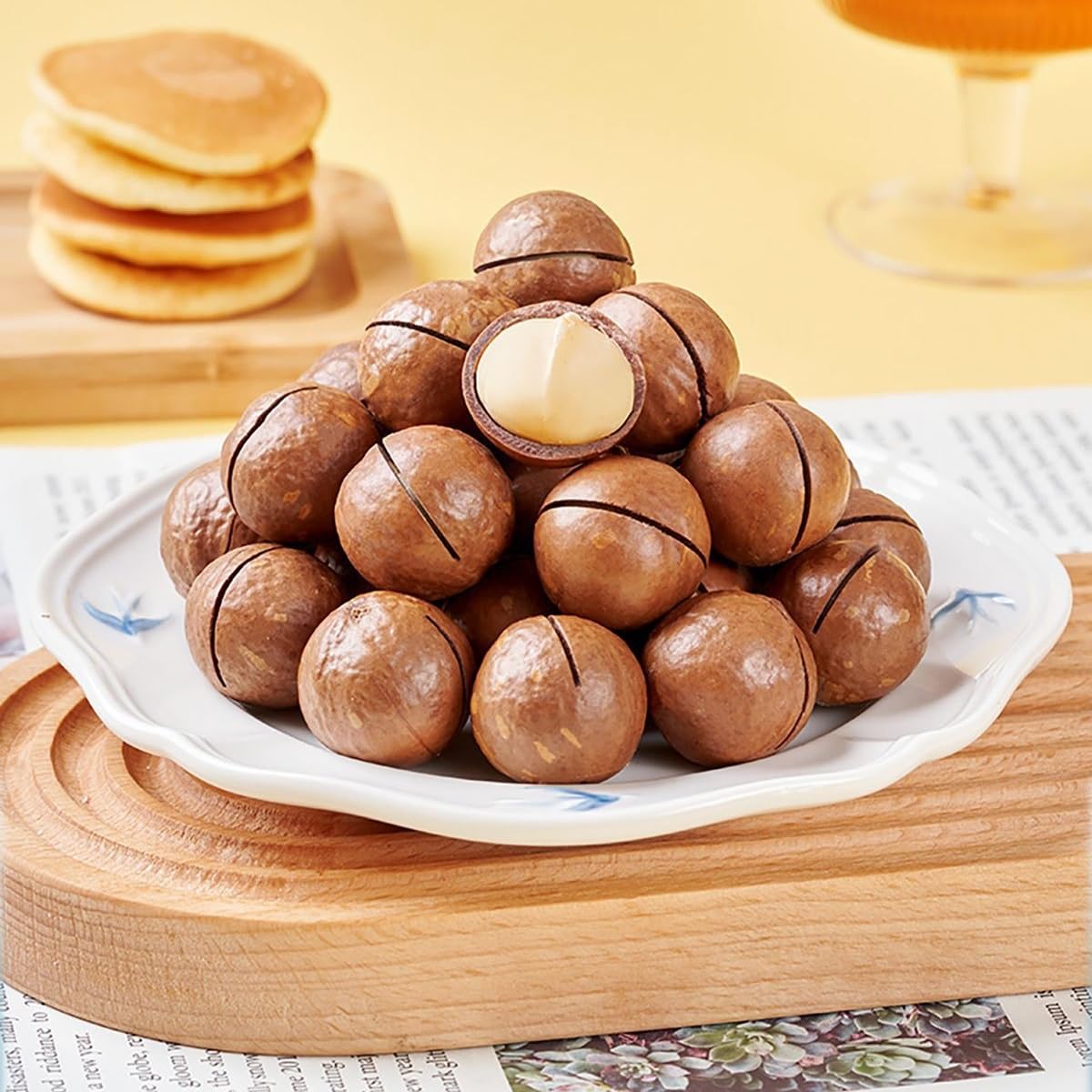 Nueces De Macadamia Premium 500g - Nueces Enteras En Cáscara Con Abridor | Nueces de macadamia gigantes 22-26mm con sabor cremoso. Incluye llave abridora de metal para pelar fácilmente.