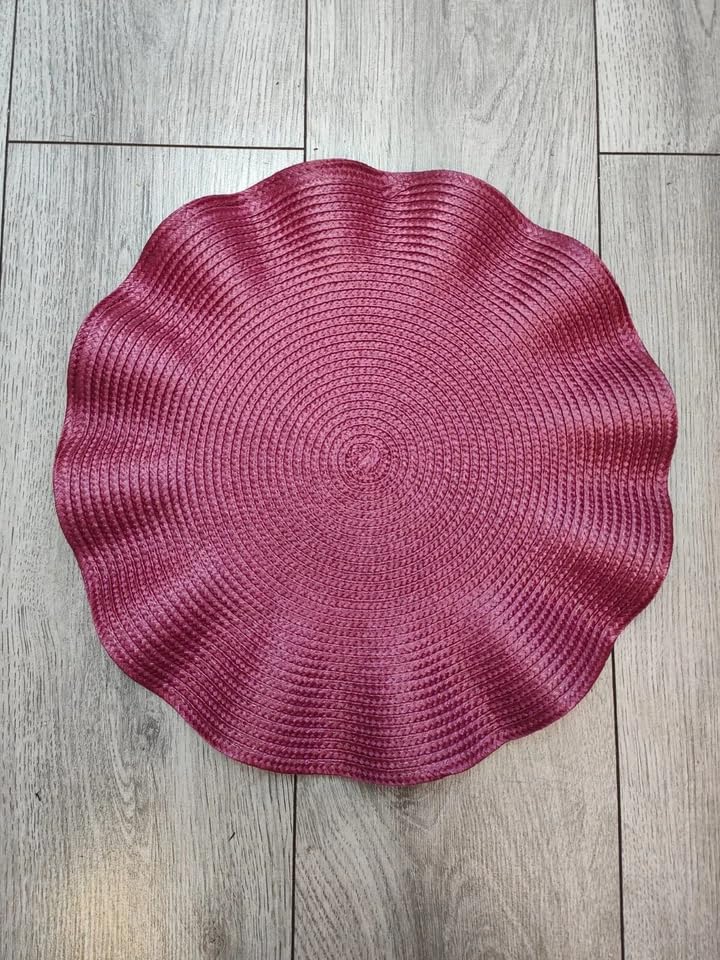 Biznest Set of 6 Round Wavy Rattan Placemat 38 cm, Durable & Stylish Table Mats for Home Dining & Décor (Maroon)