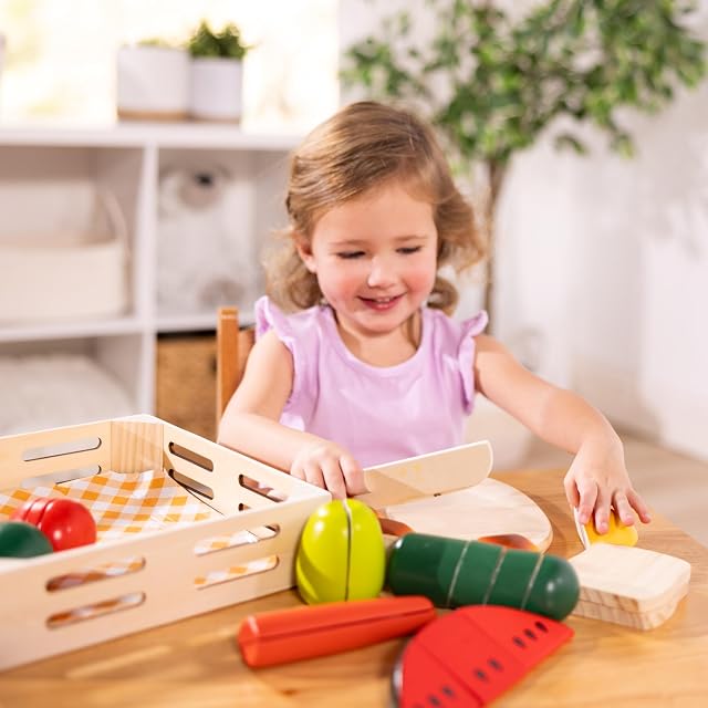 Foto 2 de 8 de Melissa & Doug - Pack Alimentos de Madera para Cortar: 26 Piezas con Velcro para Cortar Una y Otra Vez