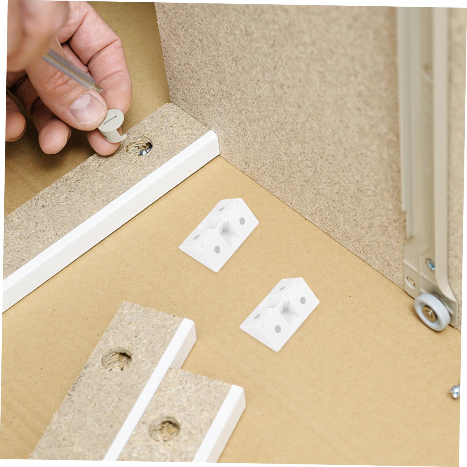 jojofuny 100pezzi Staffe Angolari Copertura Per e Facile Installare e Resistente Per e