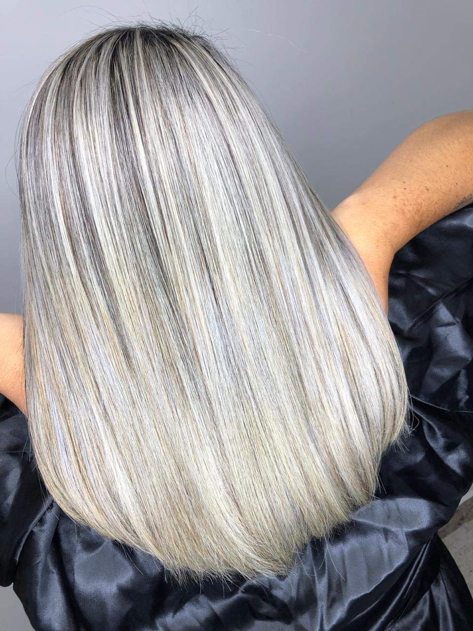 Kit Pó descolorante Azul Premium, Água Oxigenada 40 Volumes e Matizador Blue Platinado, Veggue Profissional em promoção! Veja a oferta e mais achadinhos de Descolorantes e Matizadores 5 Hoje é o melhor dia para comprar Kit Pó descolorante Azul Premium, Água Oxigenada 40 Volumes e Matizador Blue Platinado, Veggue Profissional com aquele preço maroto! Promoção! Aproveite a oferta! 5