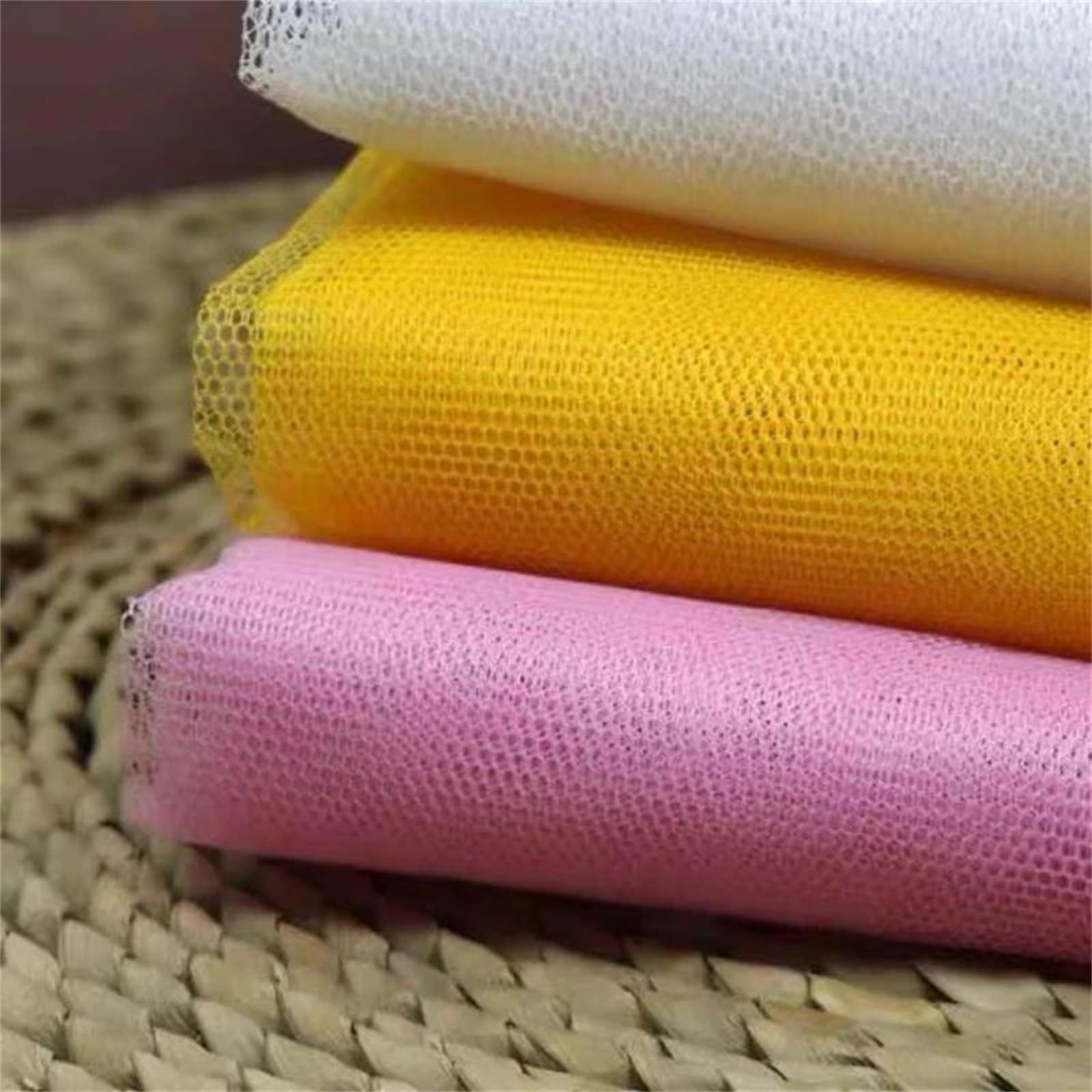 Tessuto a Rete Rigida da 170 cm con Classica Rete a Nido d'Ape for la Realizzazione di Abiti da Sposa e Tessuto for Fodera di Abbigliamento in Maglia(Golden)