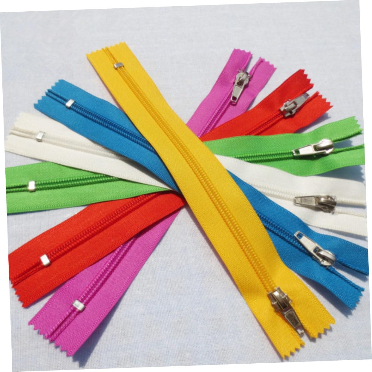 VILLFUL 100stücke Bunte Nylon-reißverschlüsse Für -nähprojekte Vielseitige Kleidung Taschen Und Accessoires Gemischte Farben