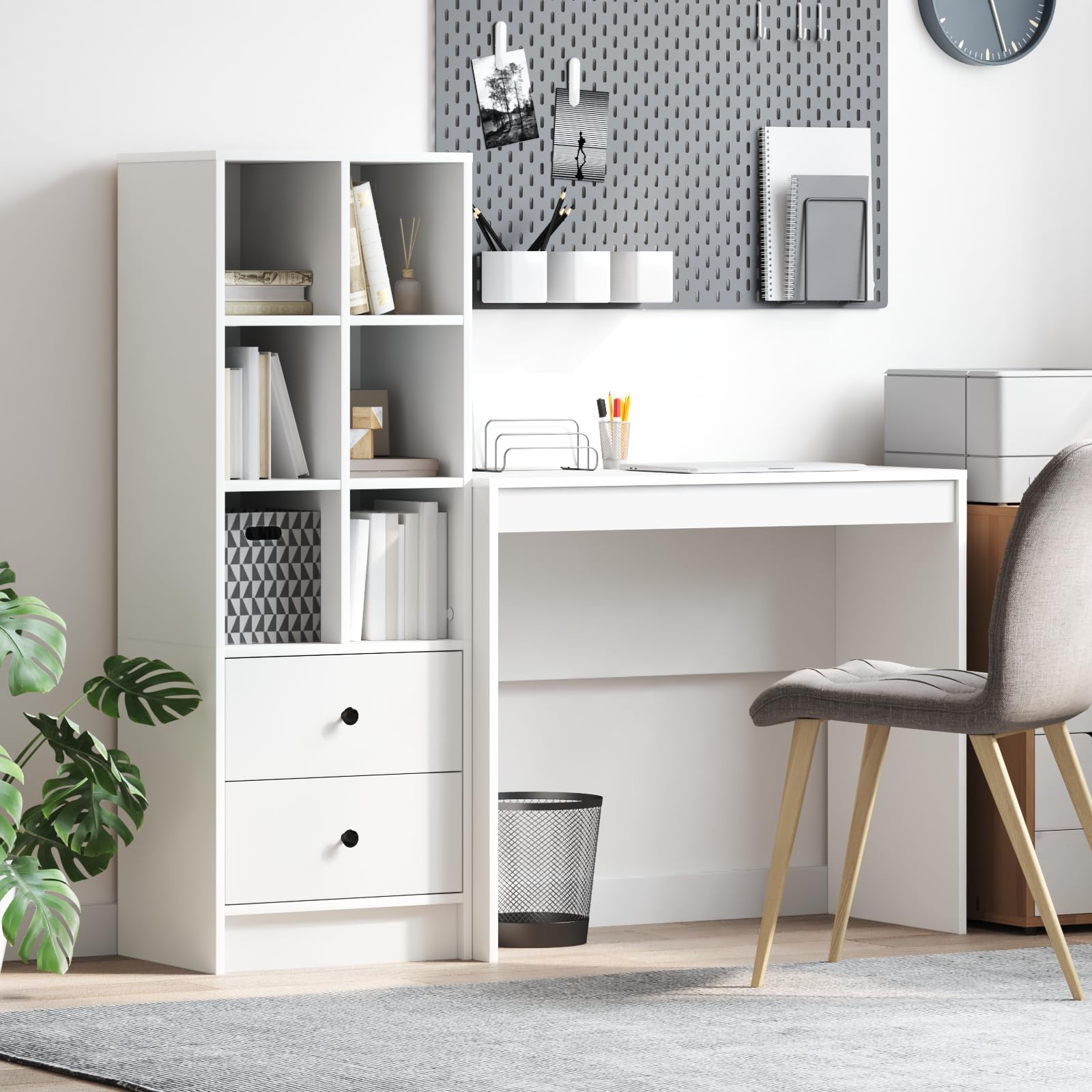 Bureau avec espace de rangement anti-rayures et nettoyage facile en bois blanc