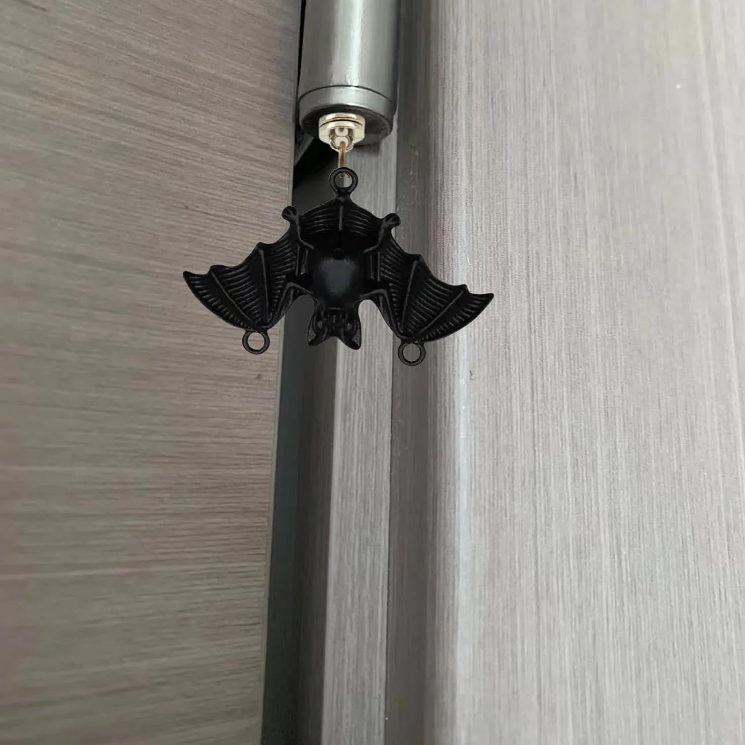 Black Hinge Head Home Decoration Bat, Magnetic Hinge Dropper, Door Hinge Pin Topper image 2