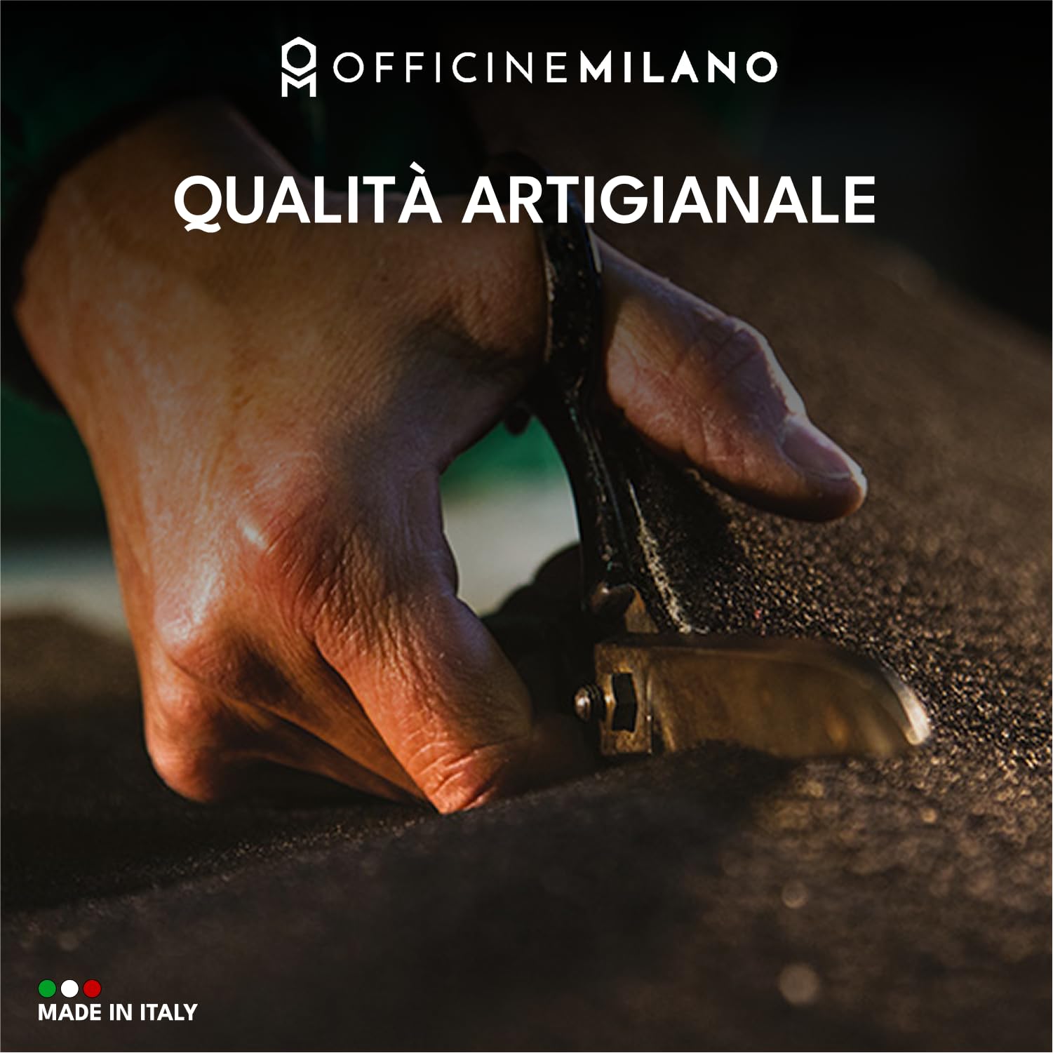 4 Tappetini in Moquette per Opel Corsa D/E dal 2006 al 2019, Fondo Antiscivolo con Battitacco in PVC - Alta Qualità - Made in Italy - OFFICINE MILANO
