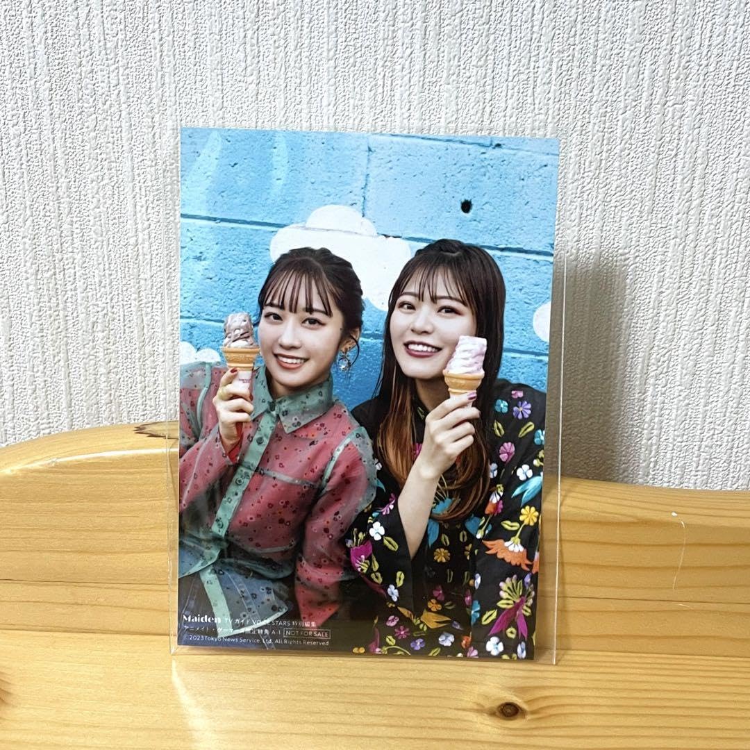 Amazon.co.jp: 楠木ともりさん×鈴代紗弓さんブロマイド : おもちゃ