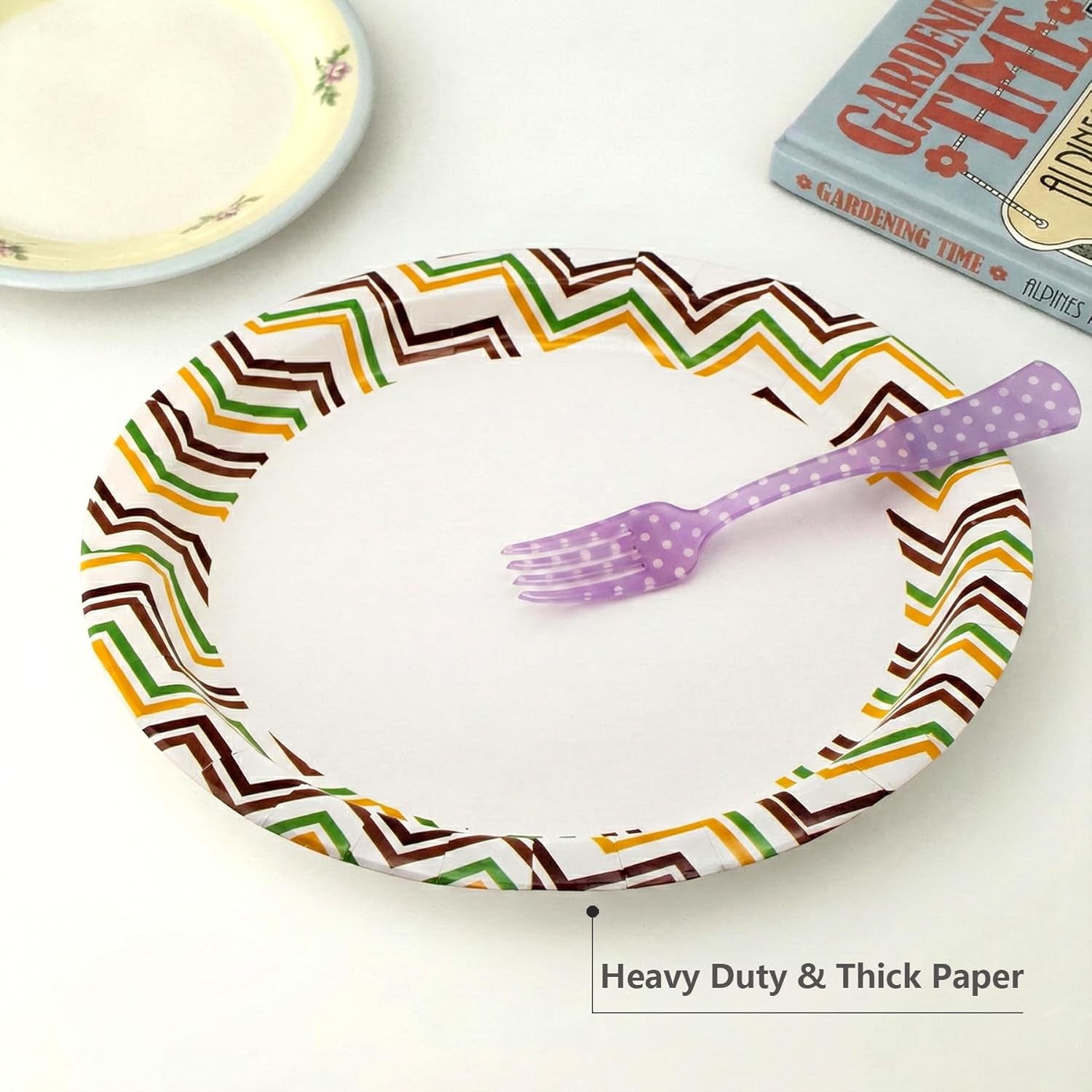 yesbox 10 Inch Heavy-Duty Paper Plates 150 Pack, Disposable Plates for Parties, Holidays, Birthdays, Events & Everyday Meals (Geo Lines)