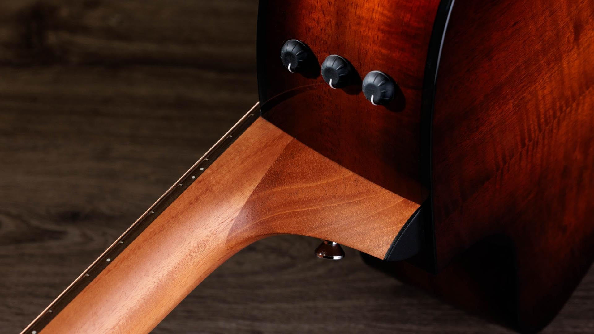 Amazon.com: Taylor 214ce-K Plus Grand Auditorium Spruce/Hawaiian