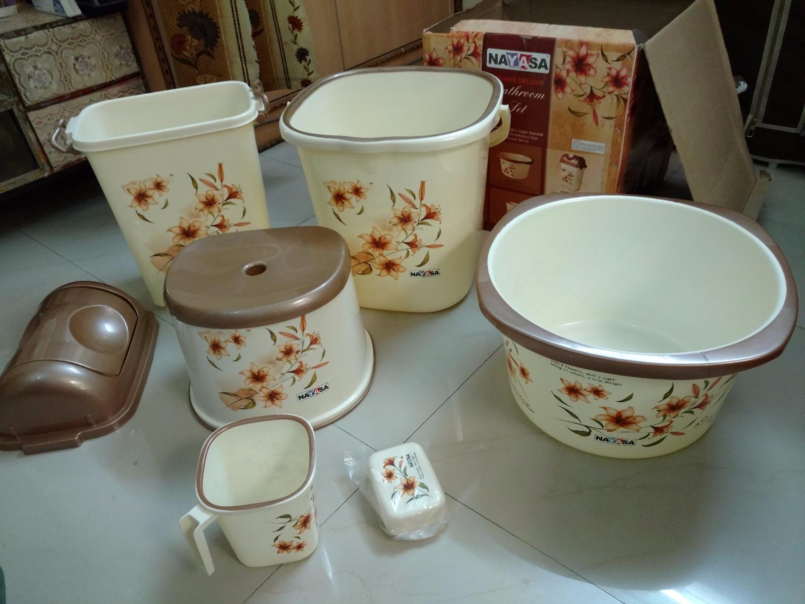 Nayasa Square 6 Piece Bathroom Set Deluxe (Brown) : Amazon.in