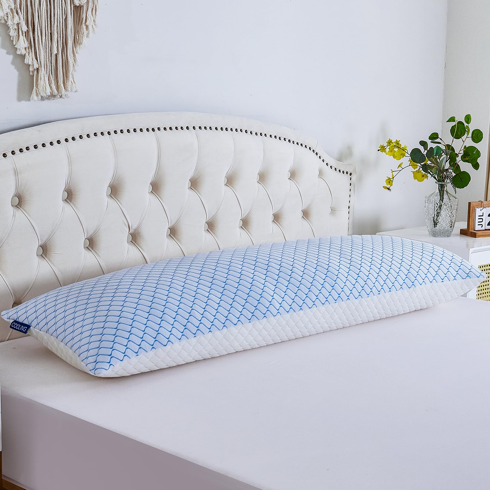 Flantree Almohada corporal para adultos - Almohada larga para dormir - espuma viscoelástica triturada y funda refrescante con cremallera almohada de cama para dormir de lado, 136 x 51 cm