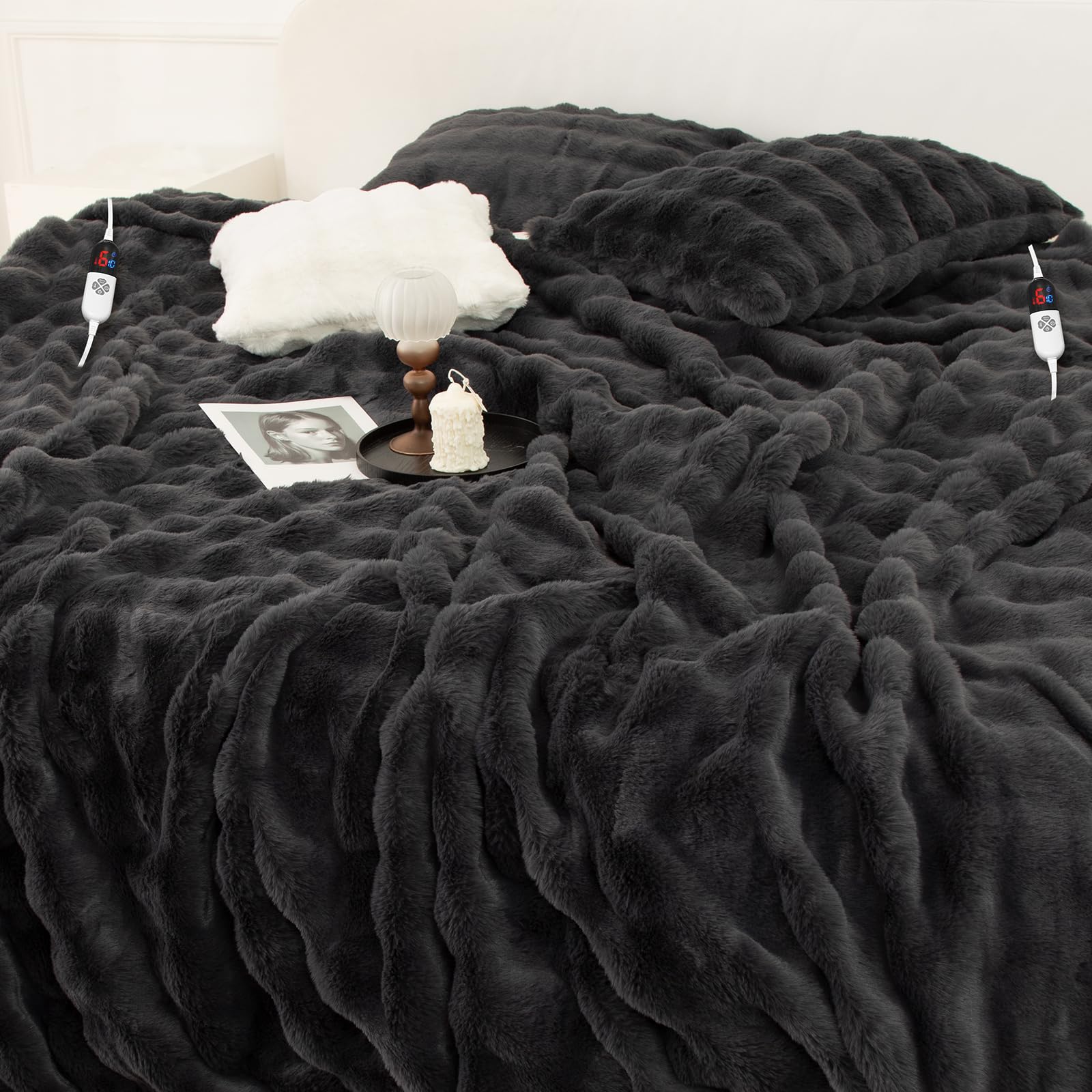 VELLUBAM Faux Rabbit Fur Heated Blanket