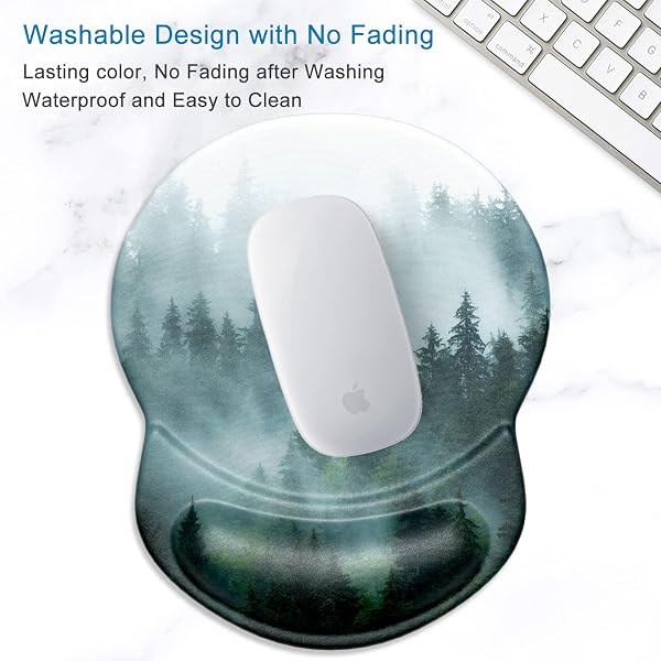 ITNRSIIET Tapis de Souris avec Repose-Poignet en Gel, Confort avec Repose-Poignet Ergonomique, Base en PU antidérapant, pour Ordinateur et Ordinateur Portable, forêt de Brouillard - 4