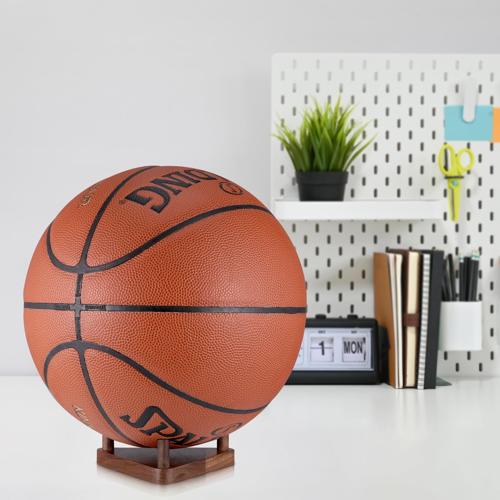 Fentar Support Ballon Foot, Basket et Rugby en Bois - Porte Ballon Stables - Socle Polyvalent - Rangement pour Football, Basketball, Rugby, Volleyball