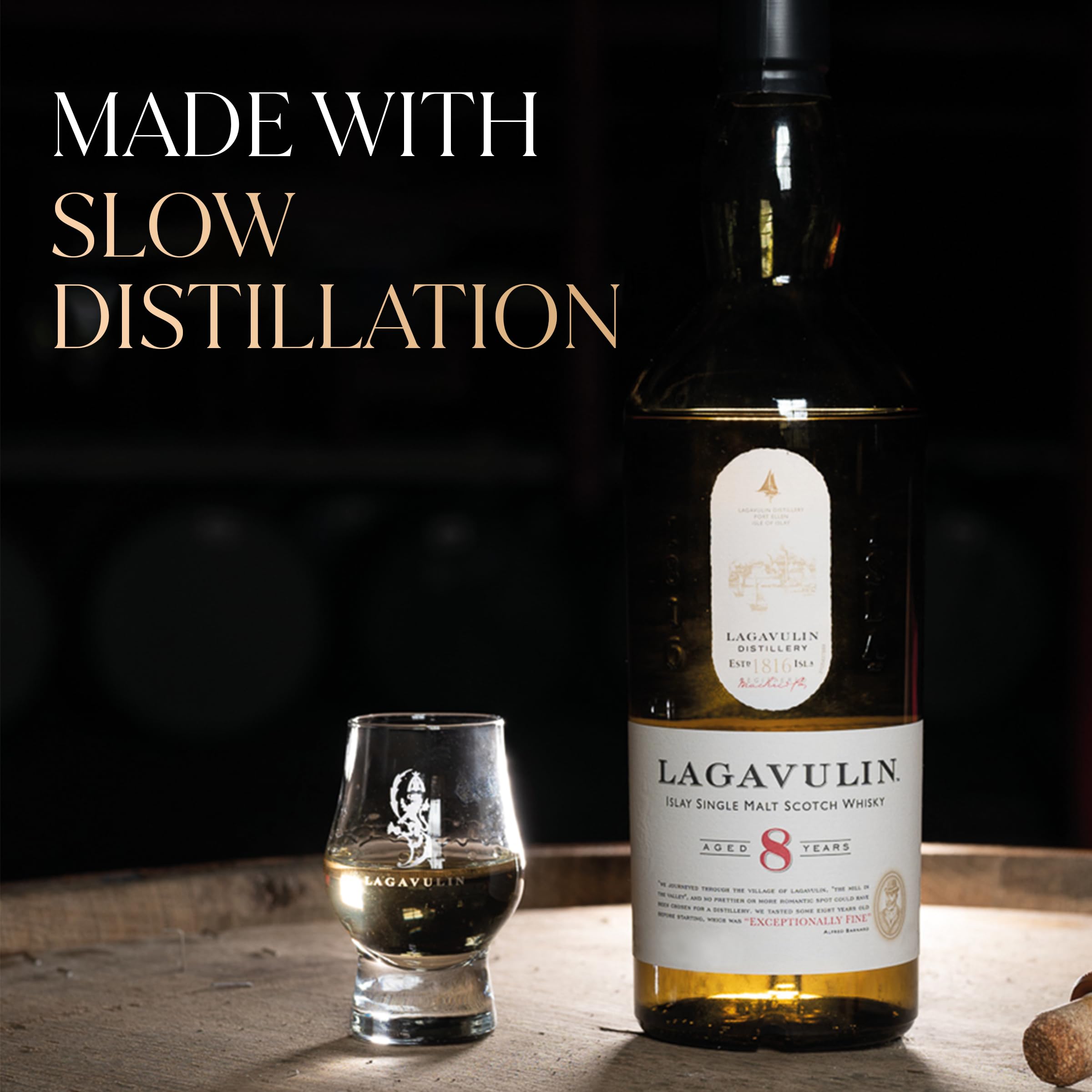 Amazon.co.jp: ラガヴーリン 8年 箱入り [ ウイスキー イギリス 700